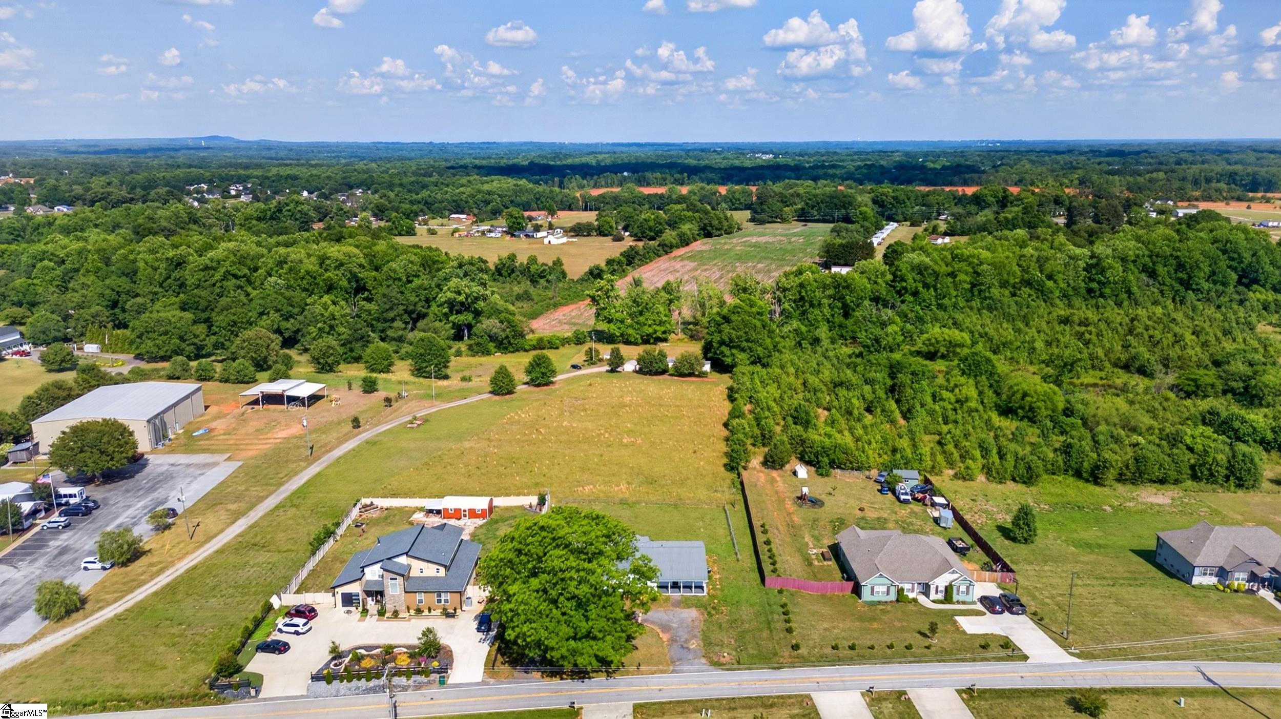 583 Berry Road Boiling Springs, SC 29316