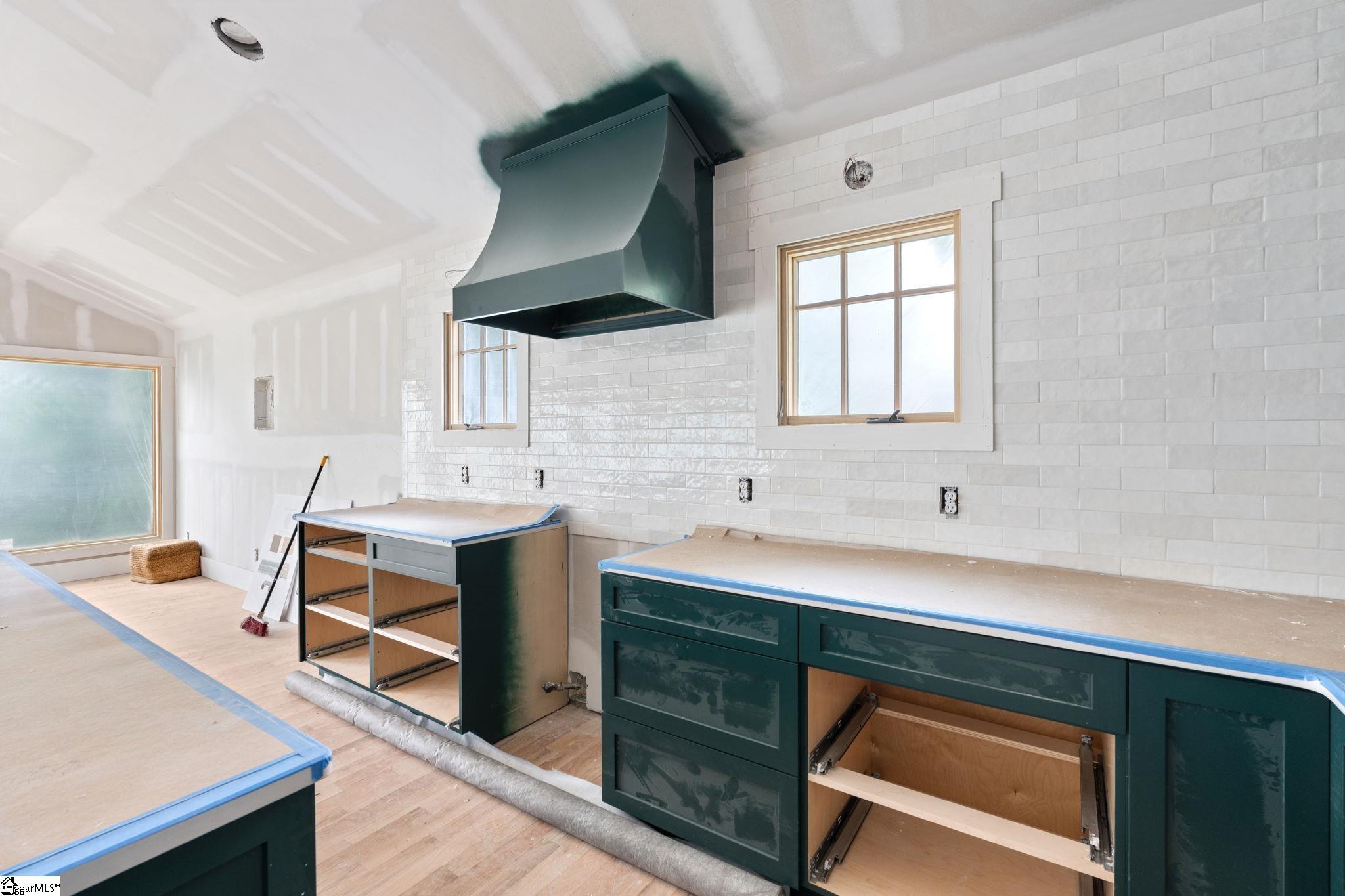 105 Vannoy Street Greenville, SC 29601