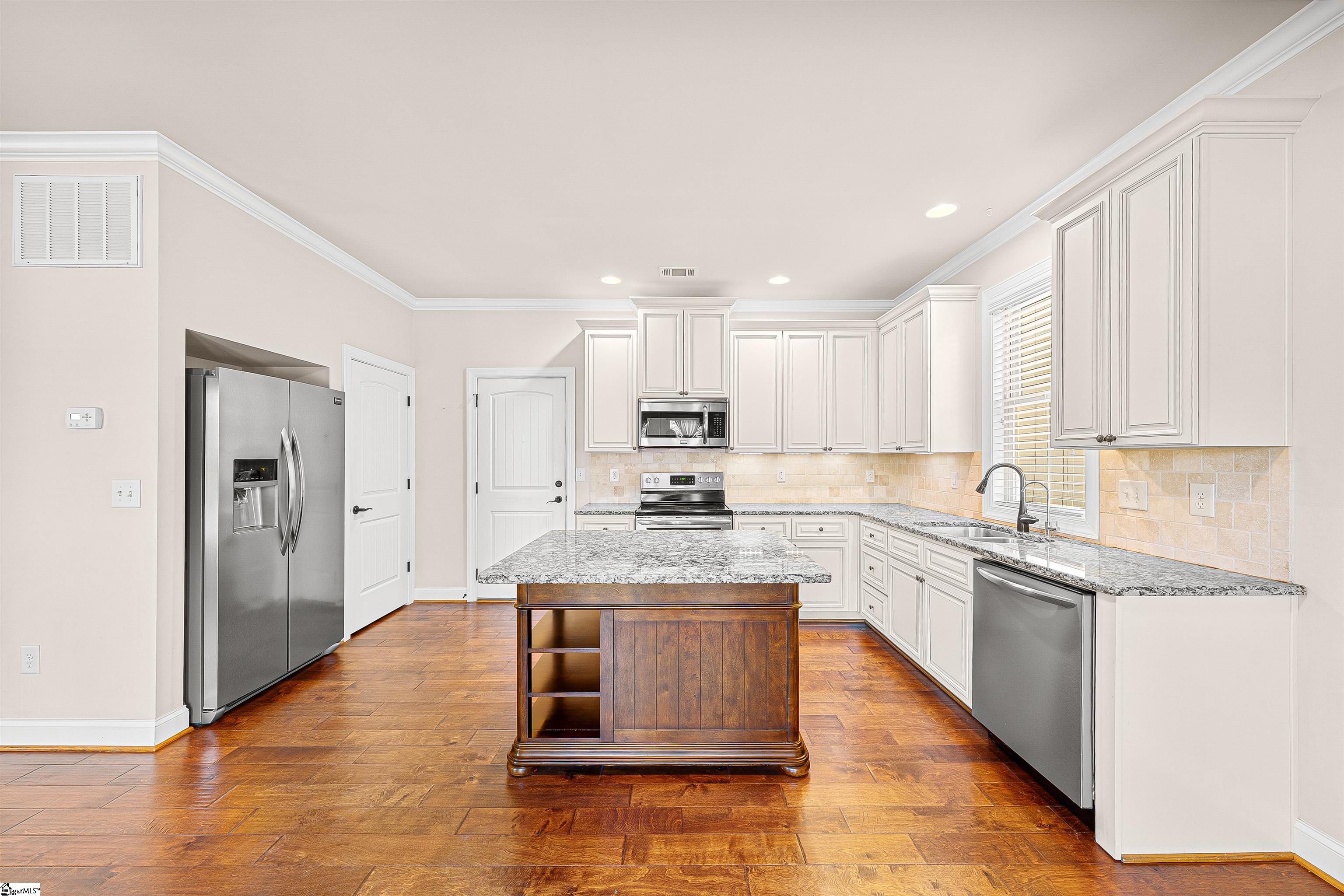 330 Belle Oaks Drive Simpsonville, SC 29680