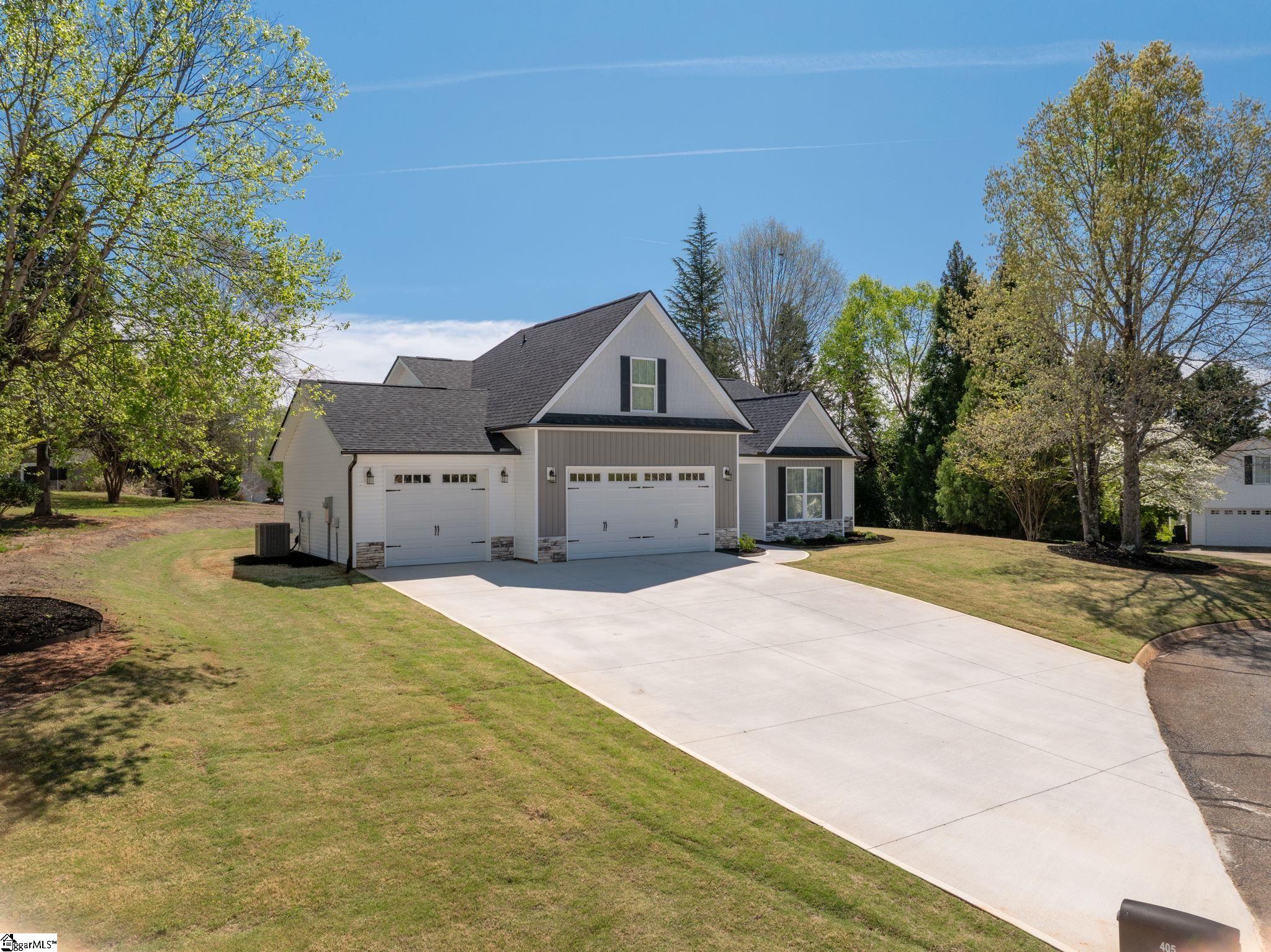 405 Pearle Brook Lane, Taylors, SC, 29687