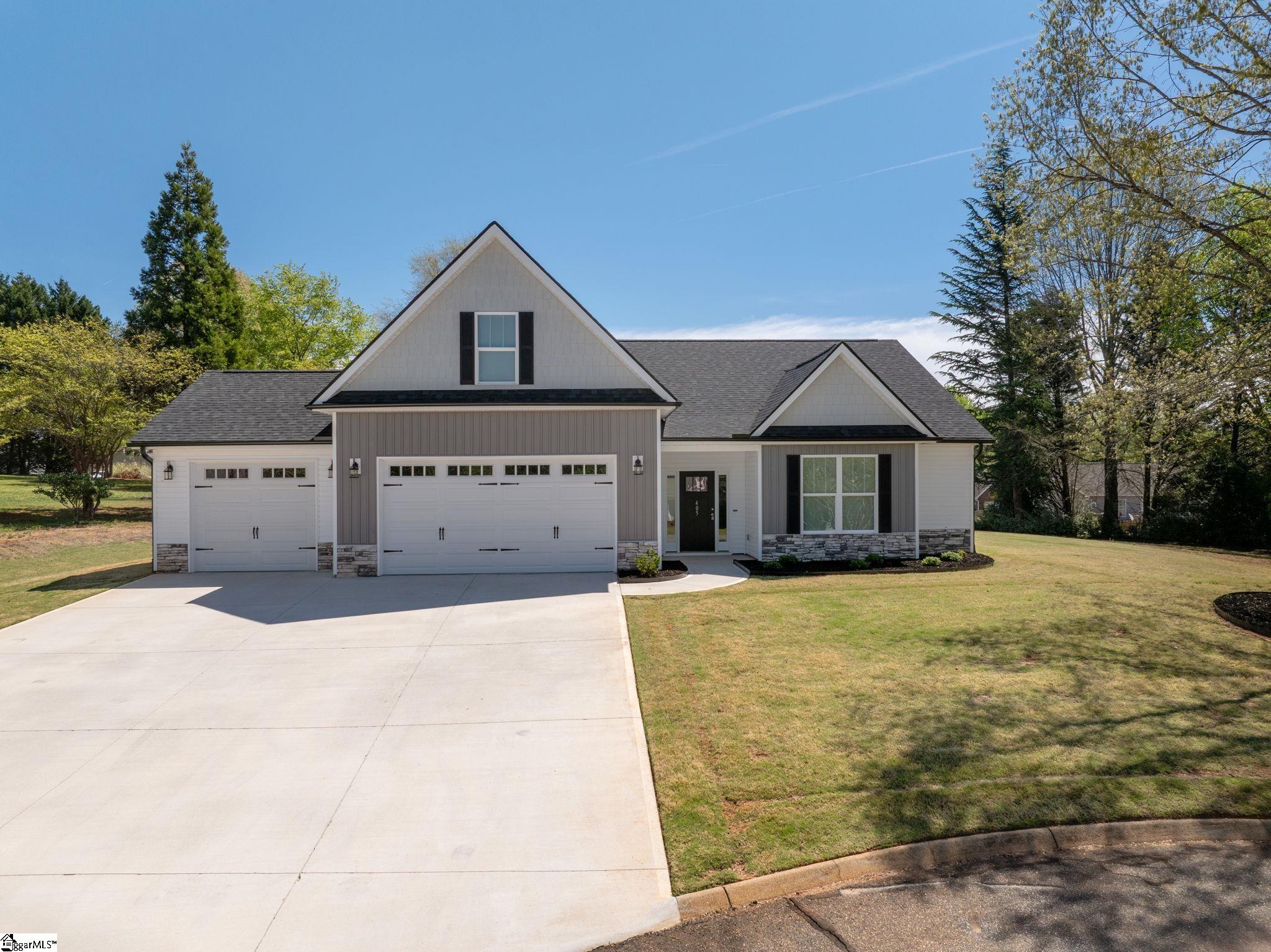 405 Pearle Brook Lane, Taylors, SC, 29687