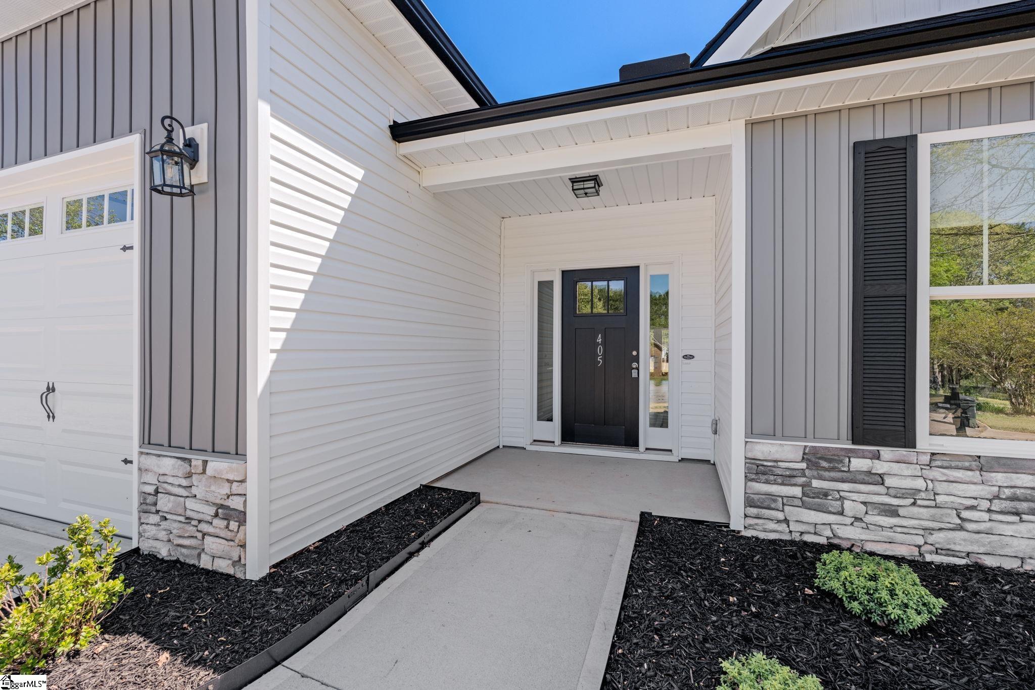 405 Pearle Brook Lane, Taylors, SC, 29687