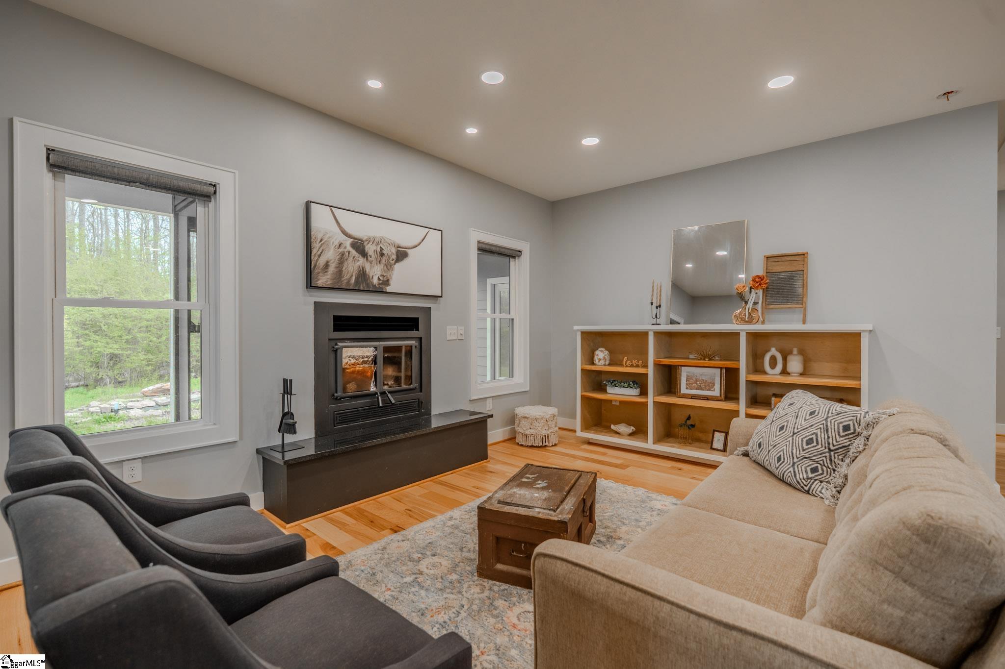 9524 Old White Horse Road Greenville, SC 29617
