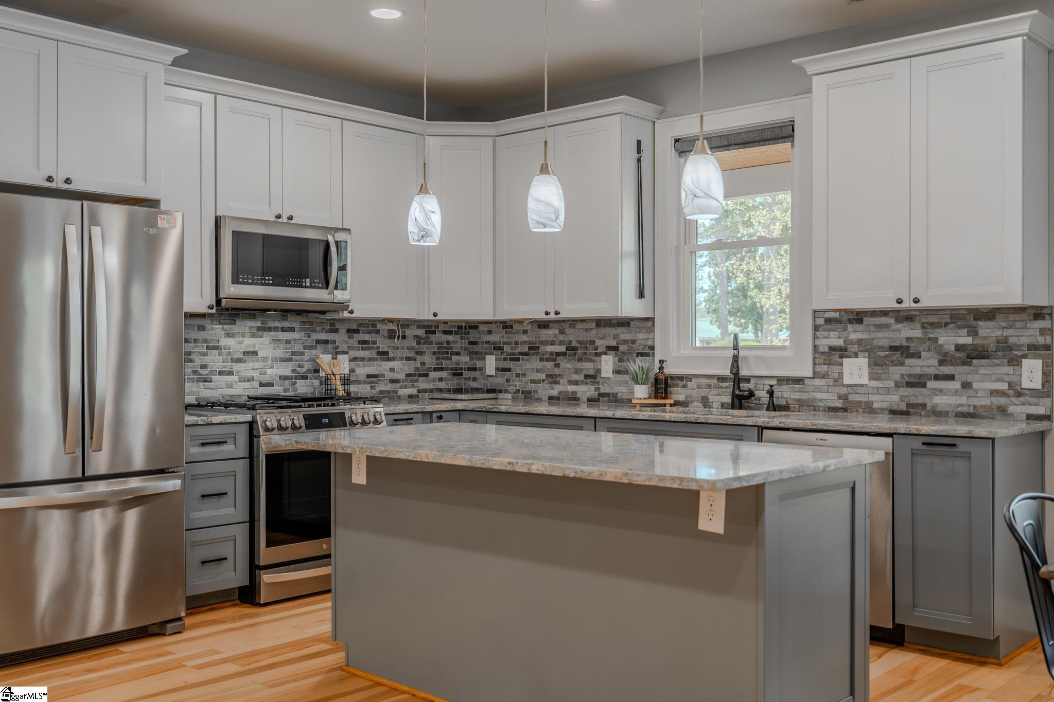 9524 Old White Horse Road Greenville, SC 29617