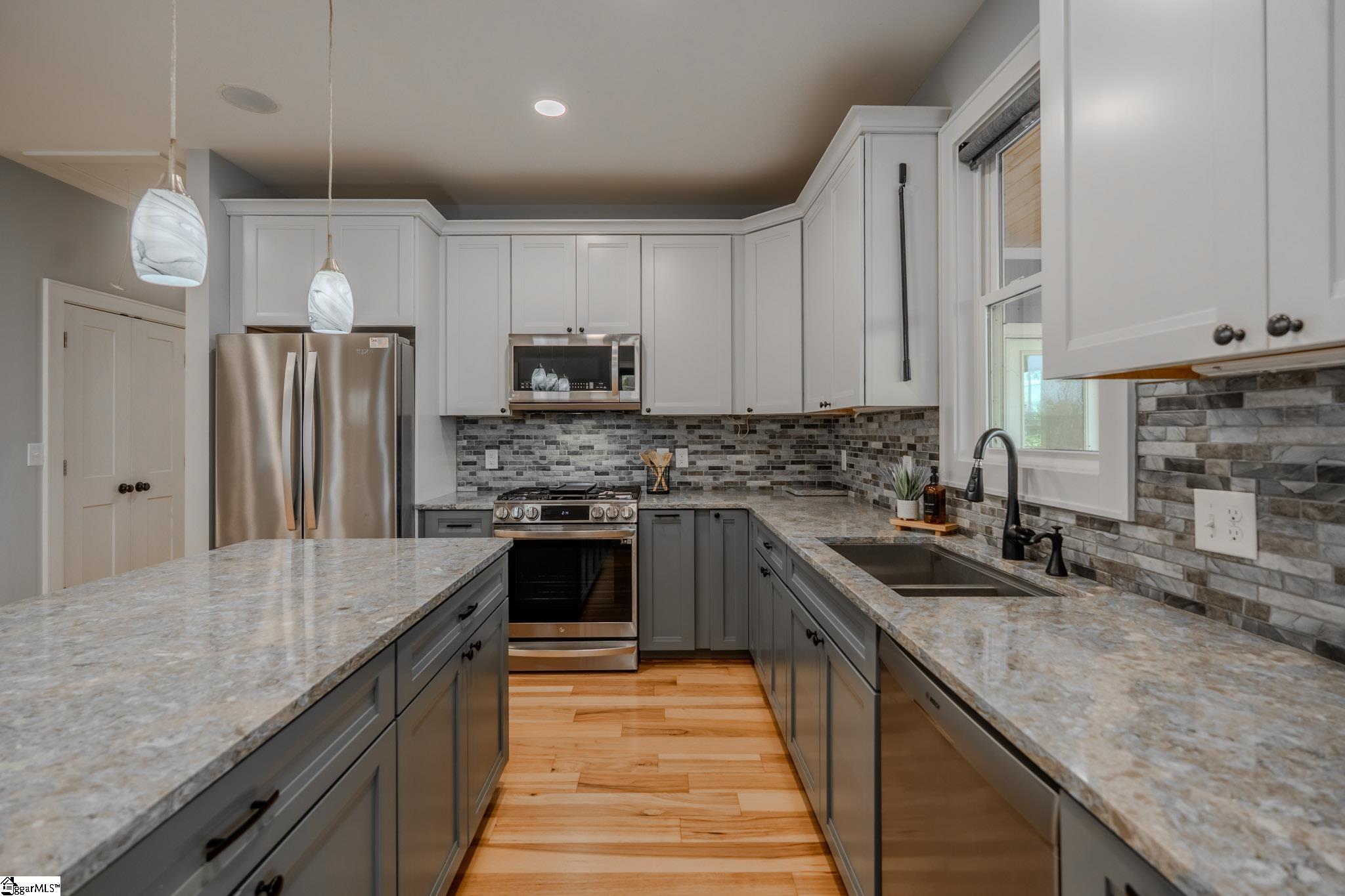 9524 Old White Horse Road Greenville, SC 29617