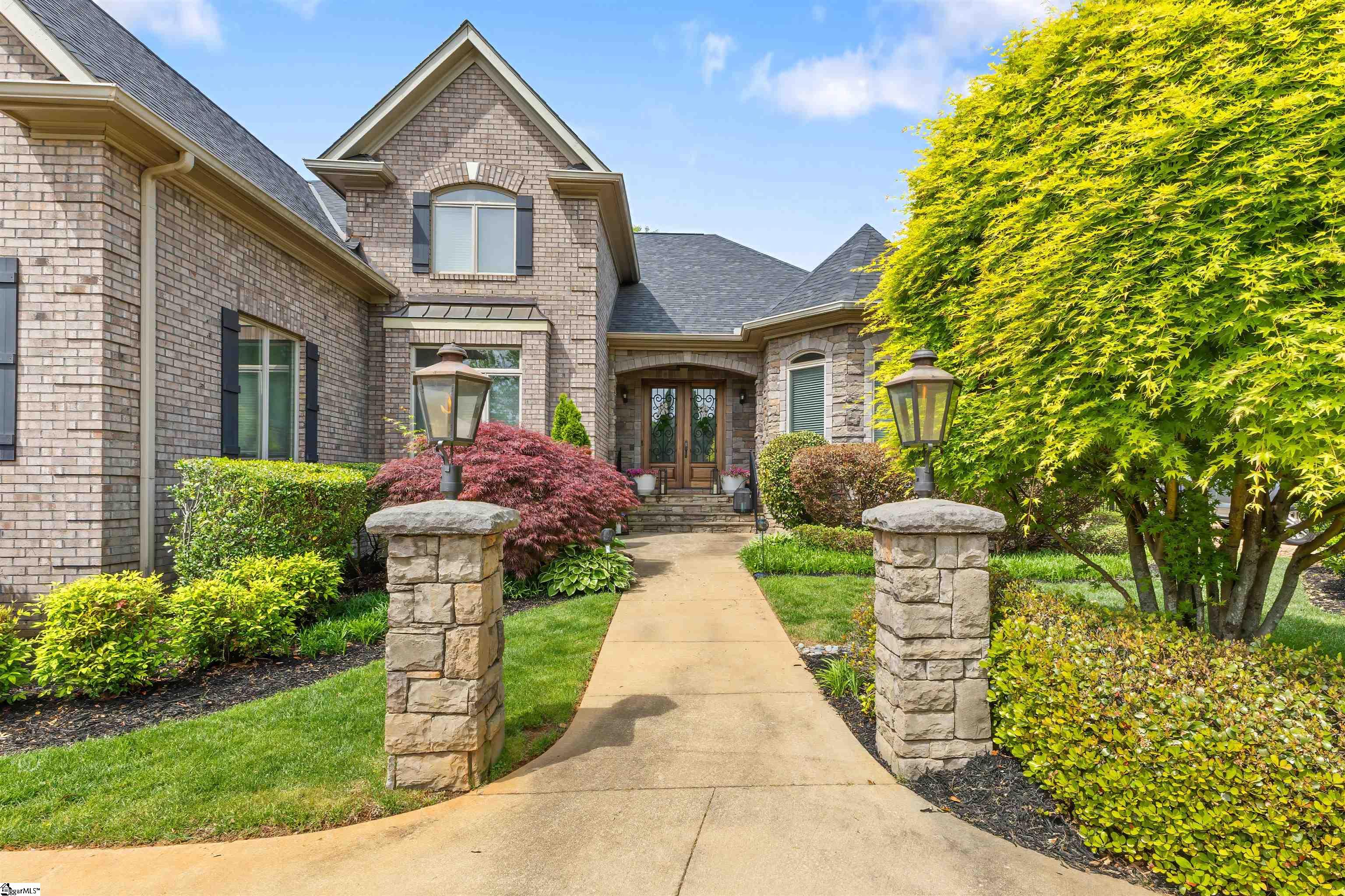 24 Appian Circle Simpsonville, SC 29681