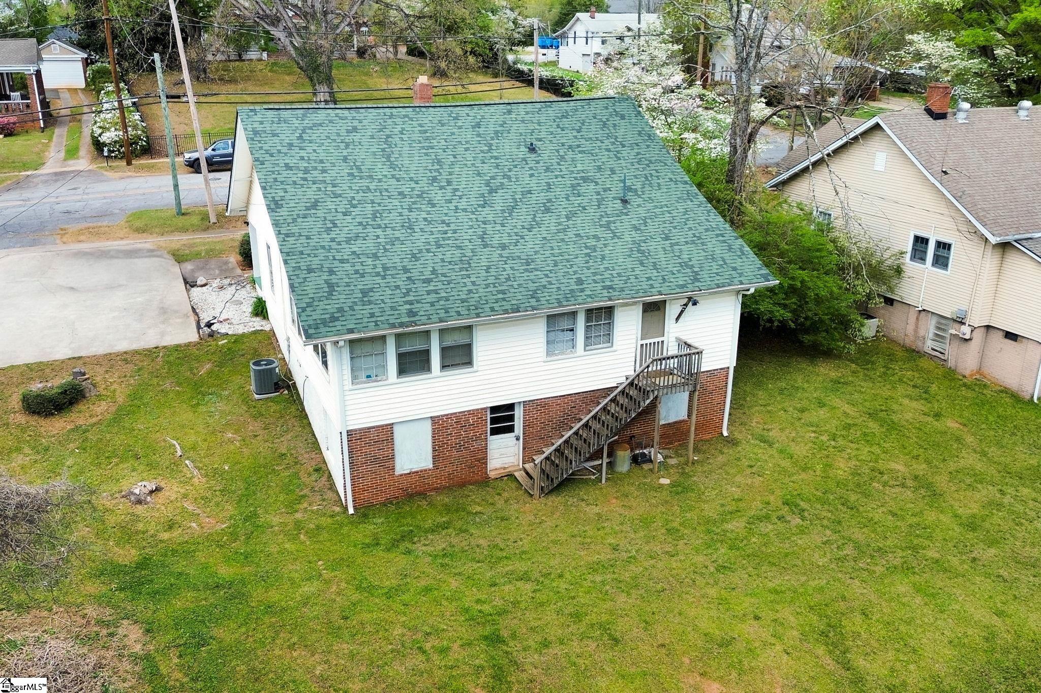 312 E A Avenue Easley, SC 29640
