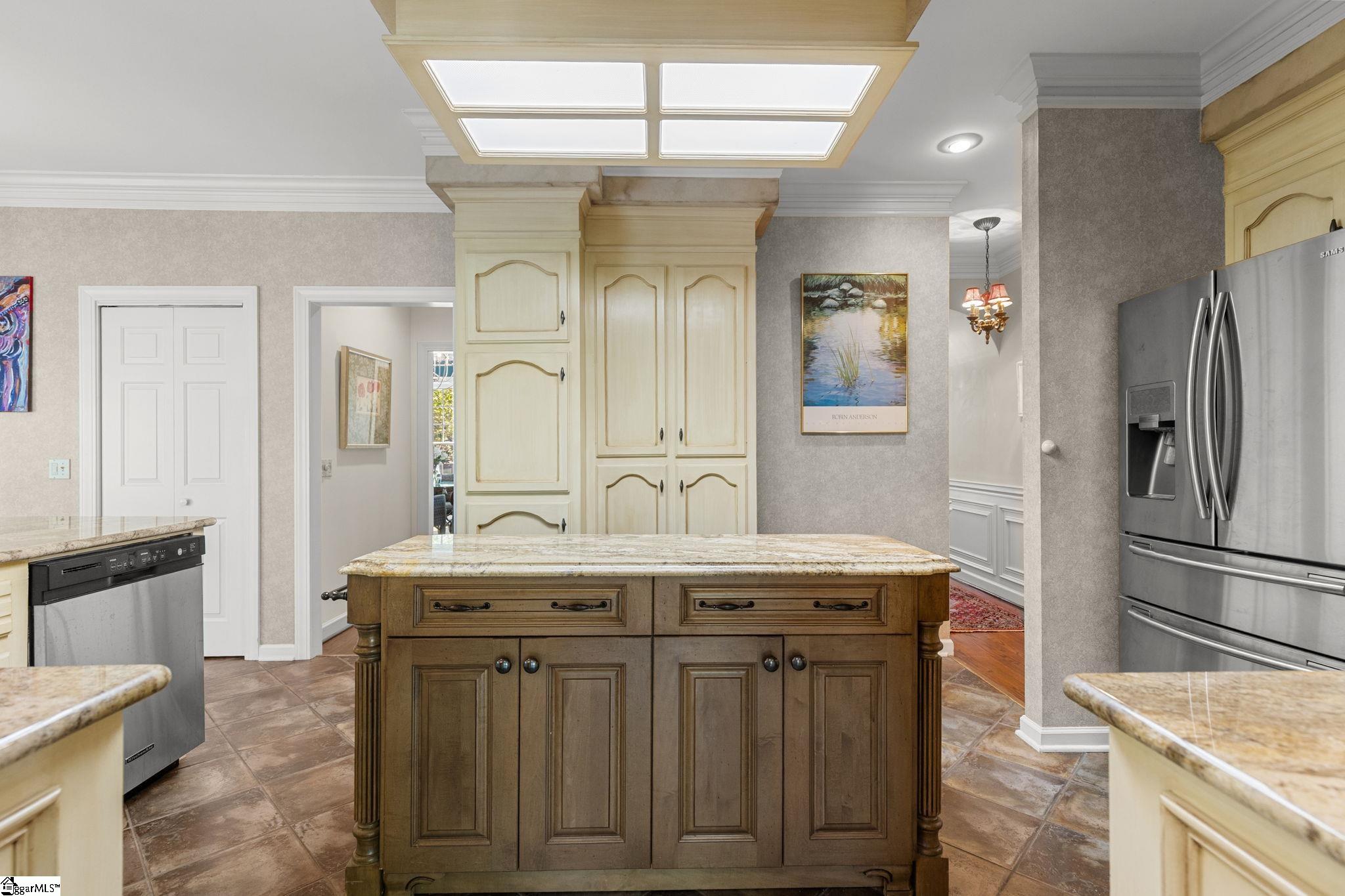 401 Four Lakes Drive, Easley, SC, 29642-3311