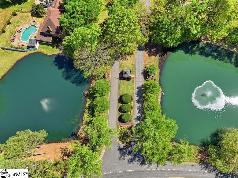 401 Four Lakes Drive, Easley, SC, 29642-3311