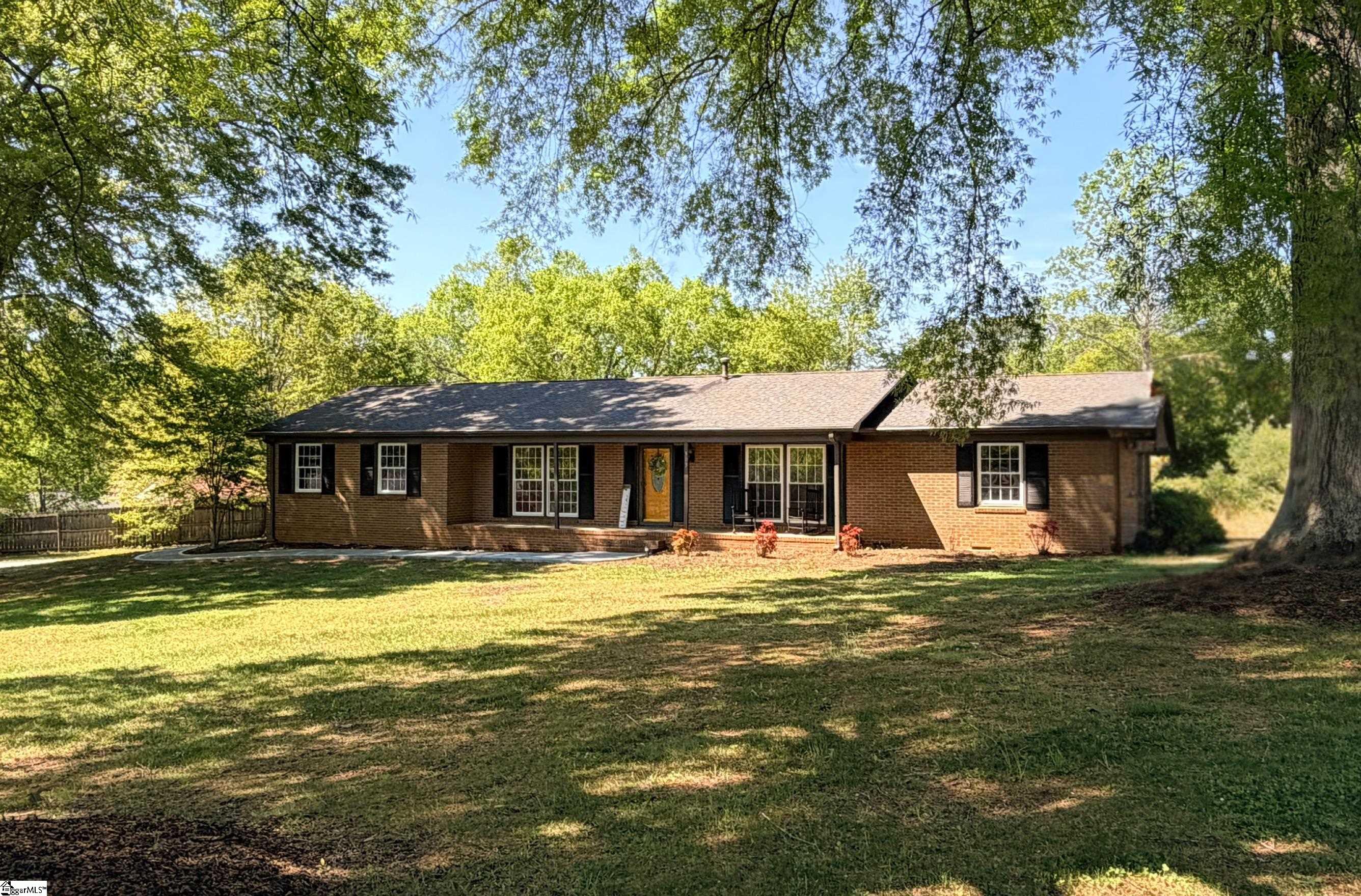 303 Robinall Drive Easley, SC 29642