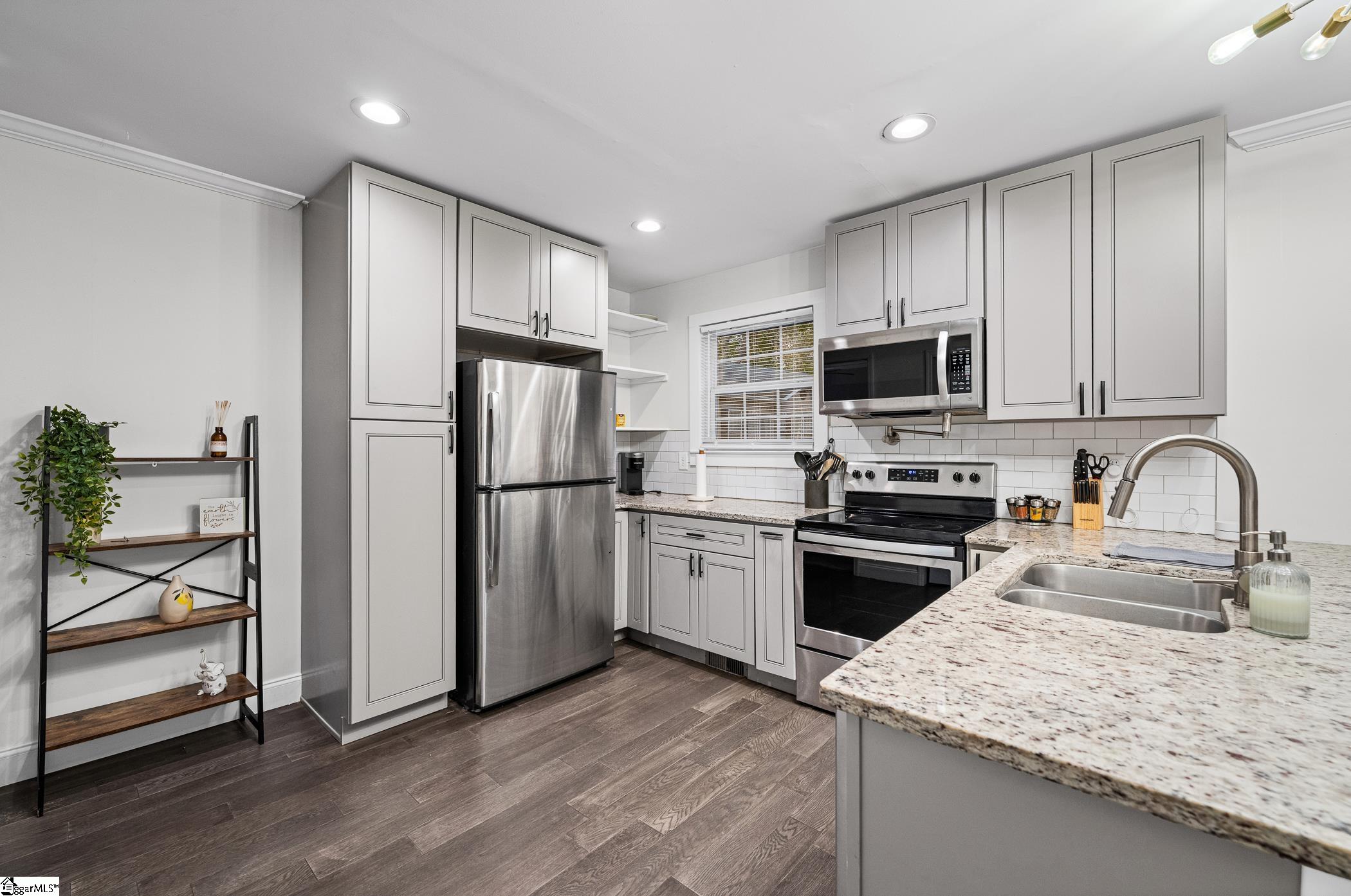 920 Anderson Road Greenville, SC 29601-4104