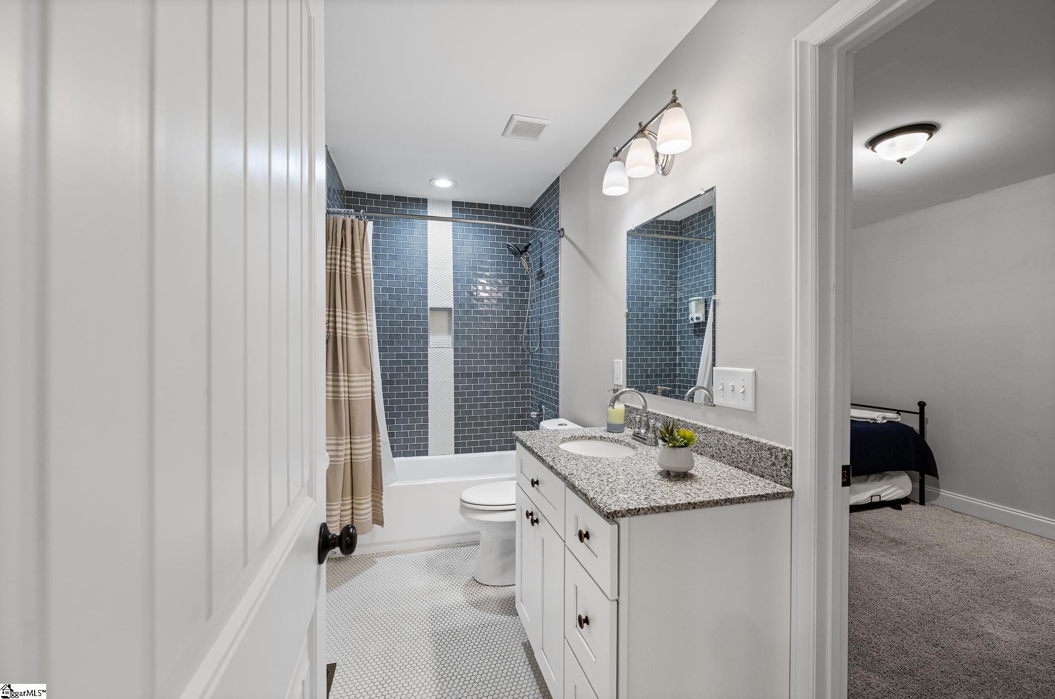 920 Anderson Road Greenville, SC 29601-4104