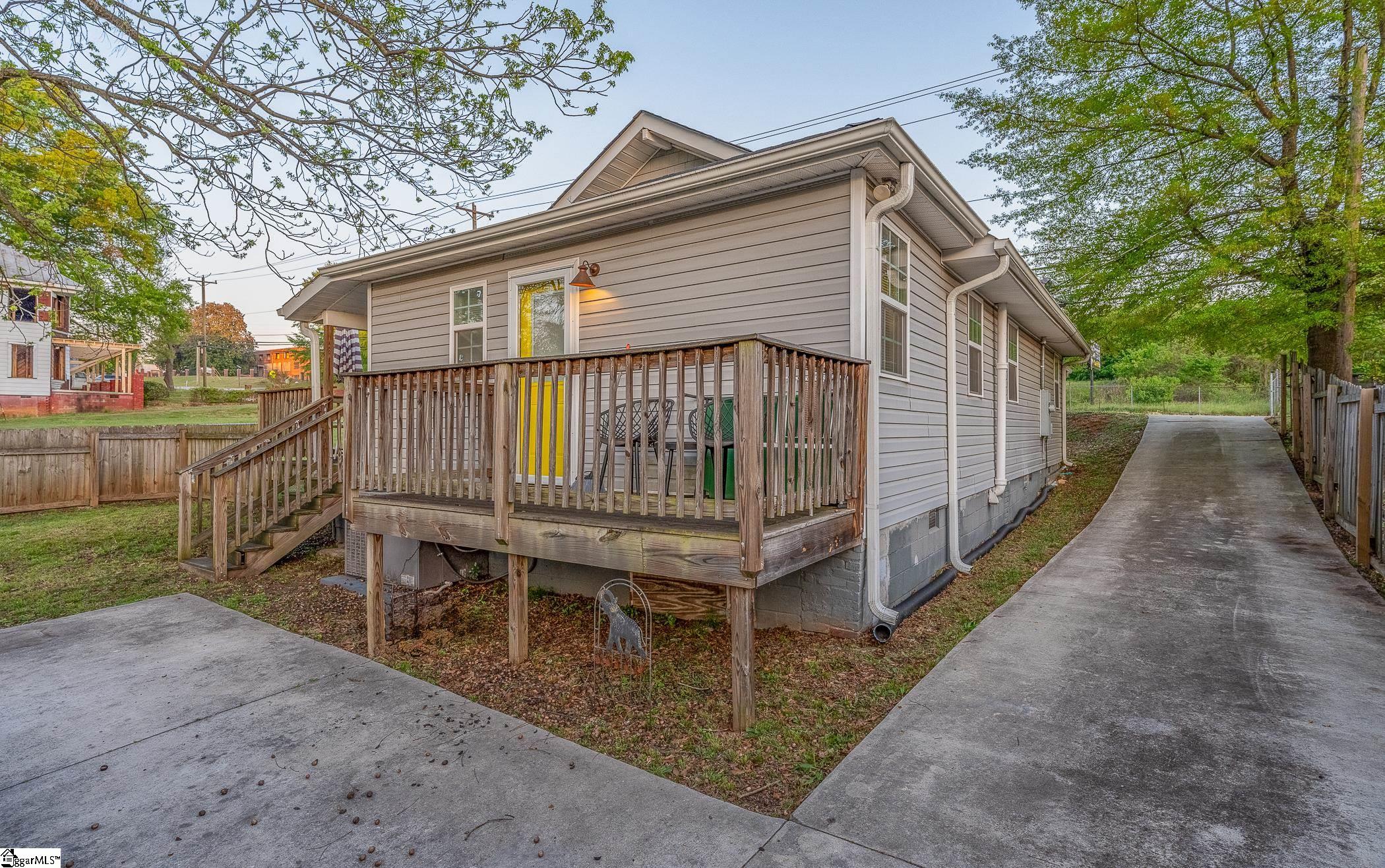 920 Anderson Road Greenville, SC 29601-4104
