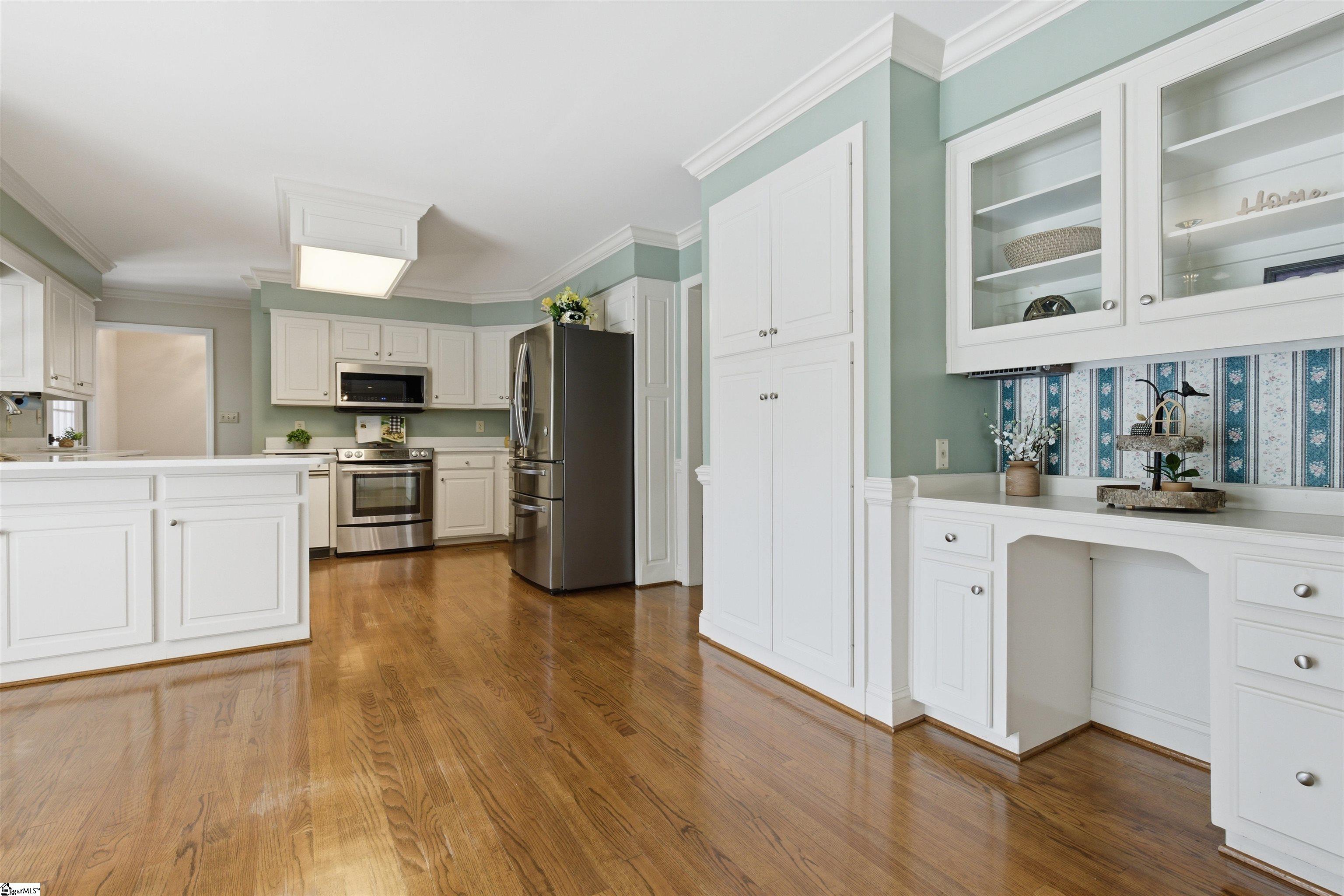 110 W Killarney Lake Moore, SC 29369