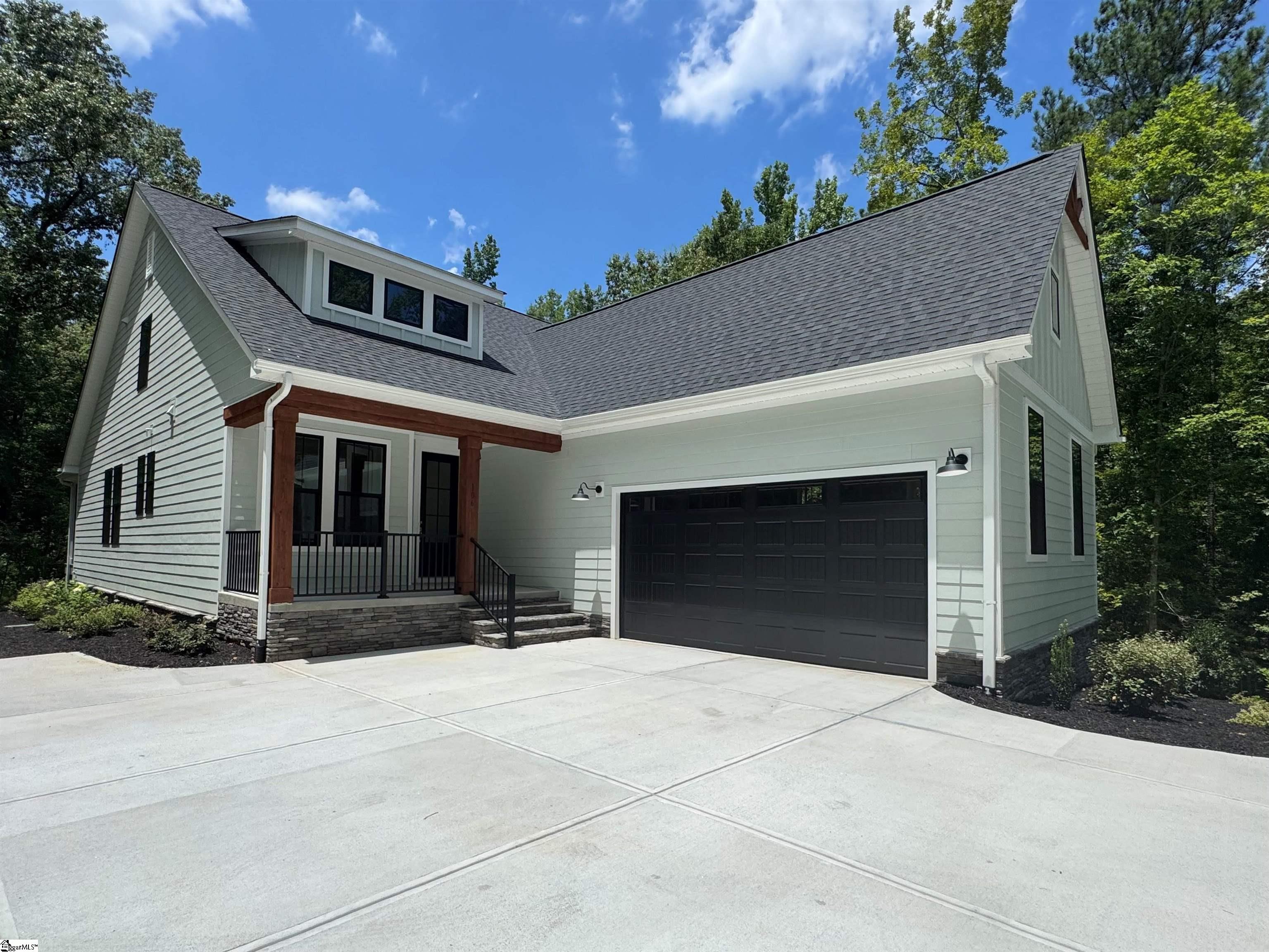 1st image of 106 Armory Ct, Ninety Six, SC 29666 | MLS# 1588341