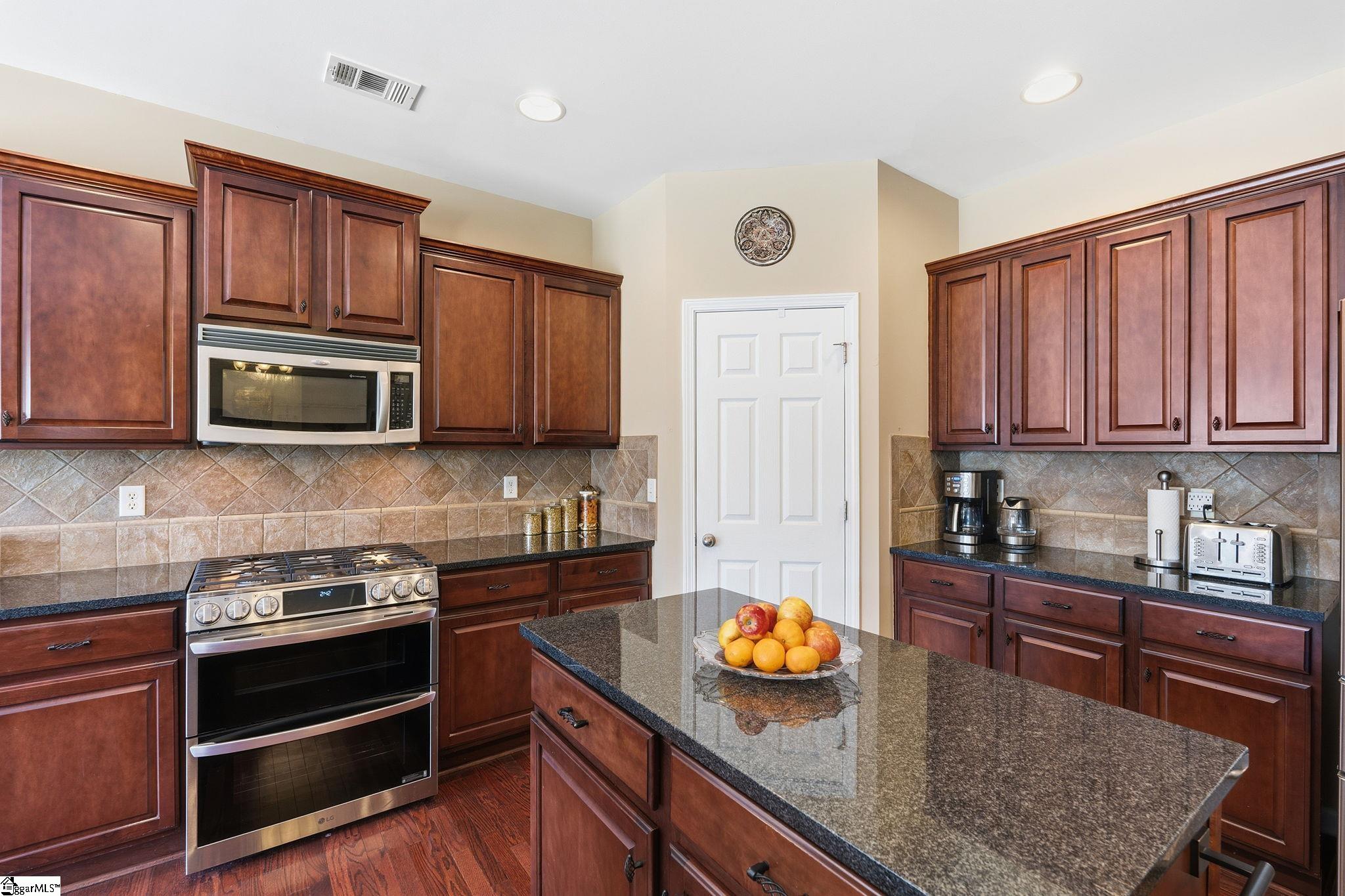 11 Roanoke Hills Court Simpsonville, SC 29681
