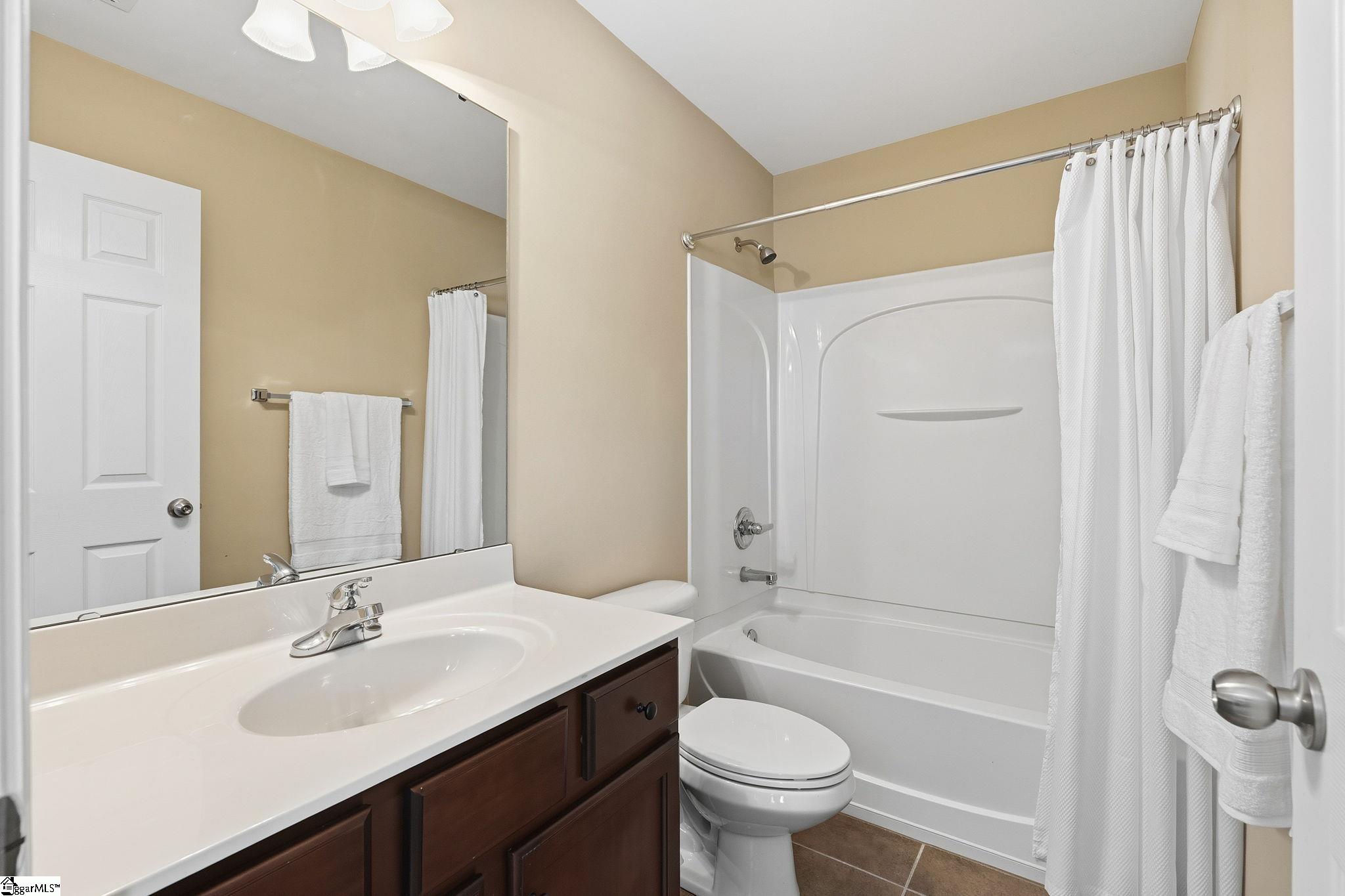 11 Roanoke Hills Court Simpsonville, SC 29681