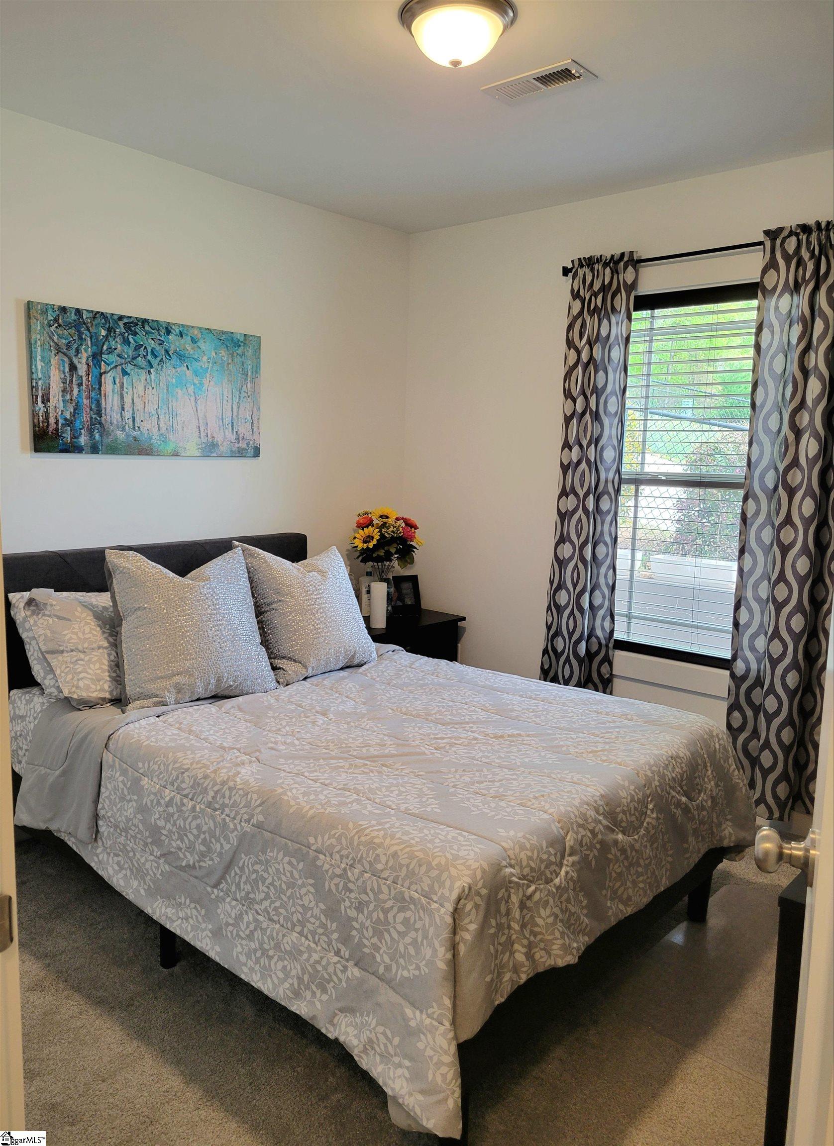25 Pamela Drive Greenville, SC 29611