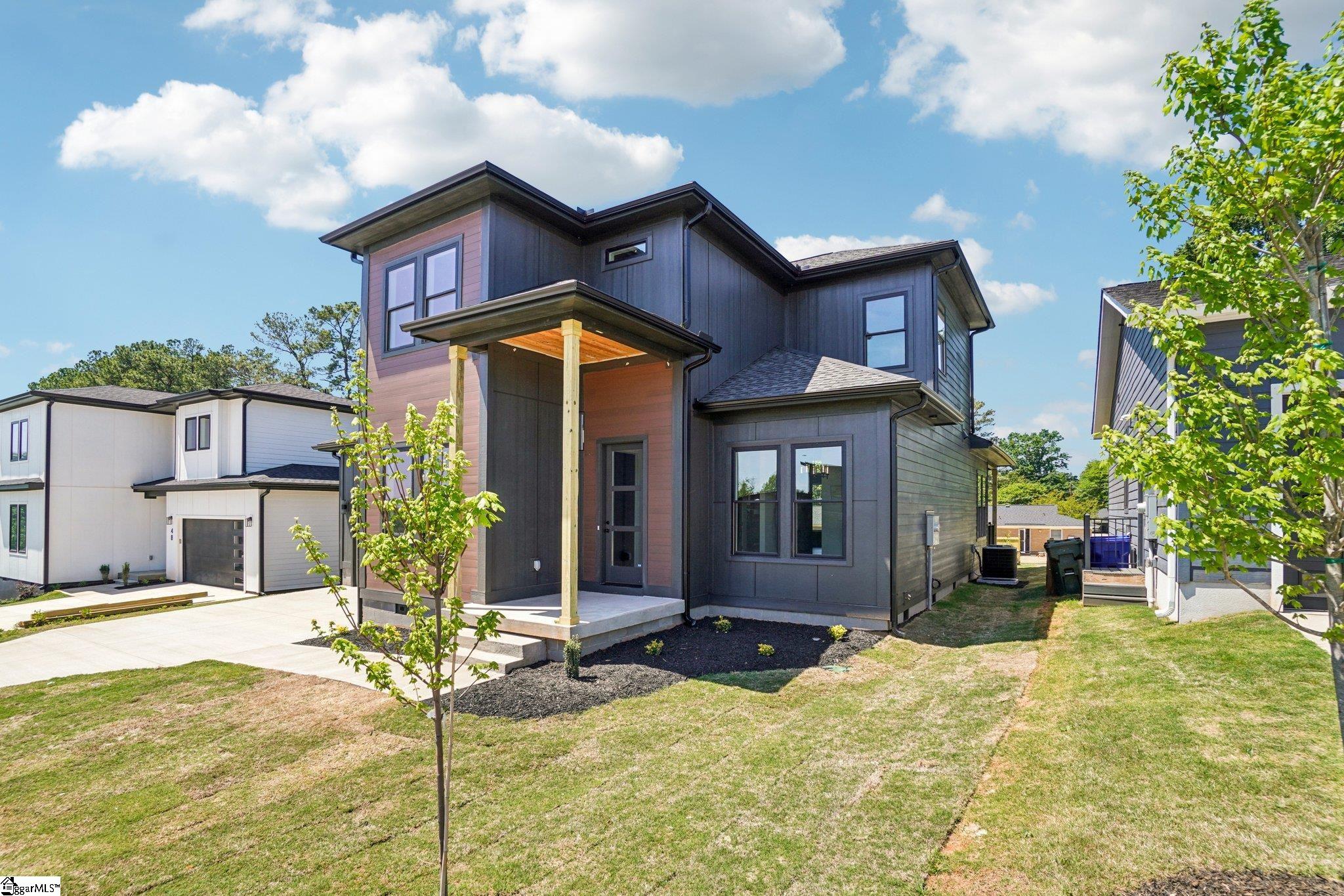44 Village Crest Drive Greenville, SC 29607