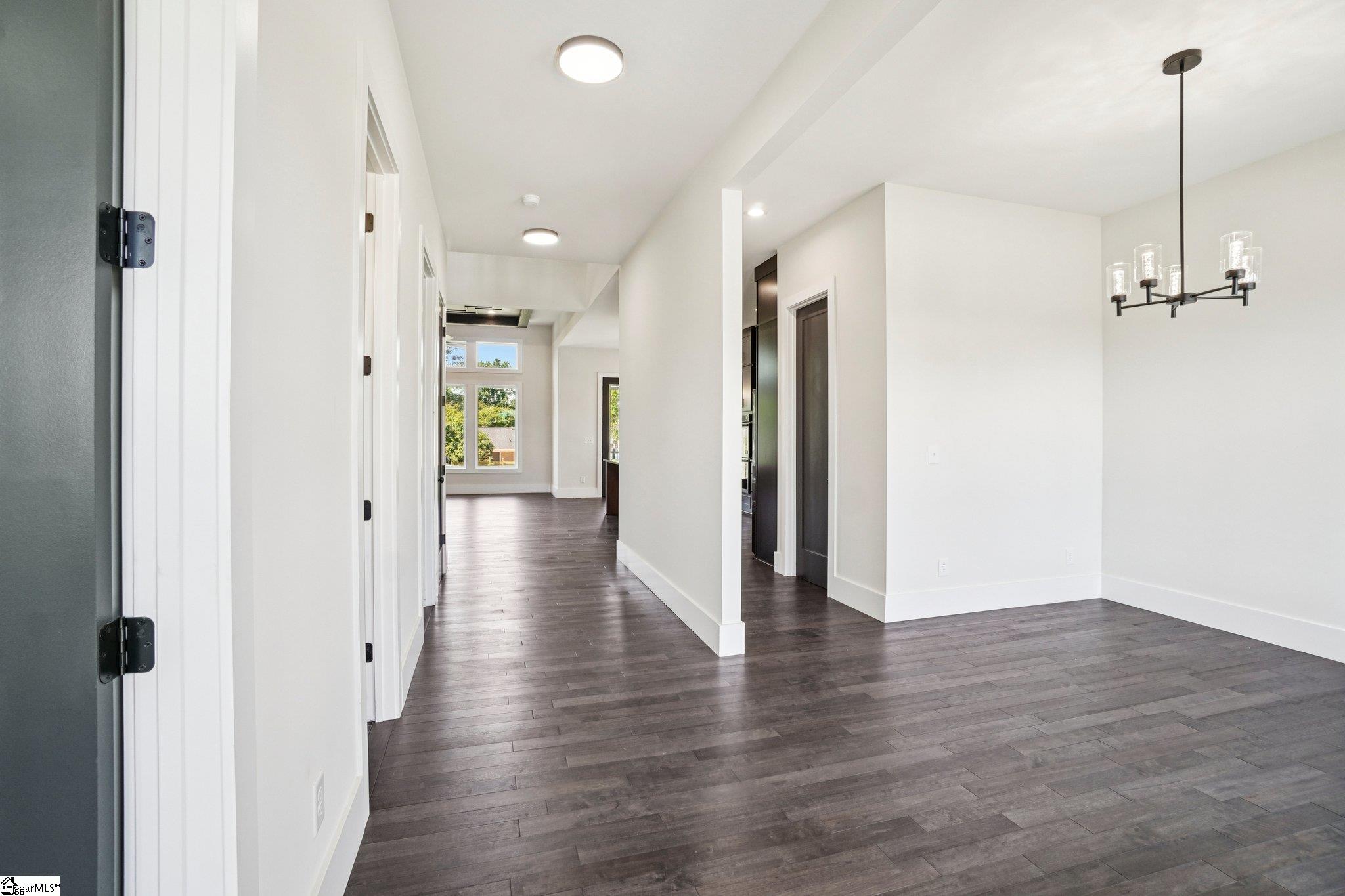 44 Village Crest Drive Greenville, SC 29607