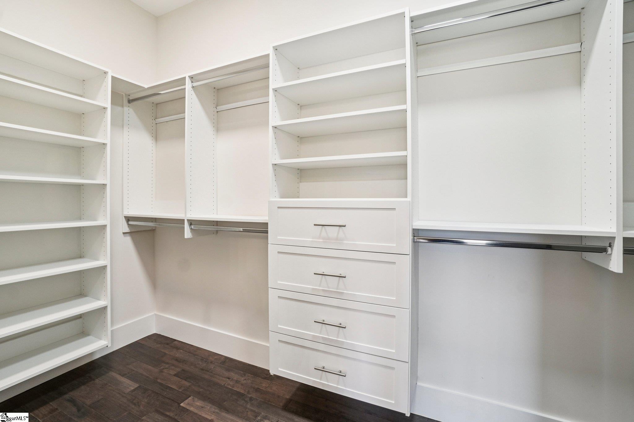 44 Village Crest Drive Greenville, SC 29607
