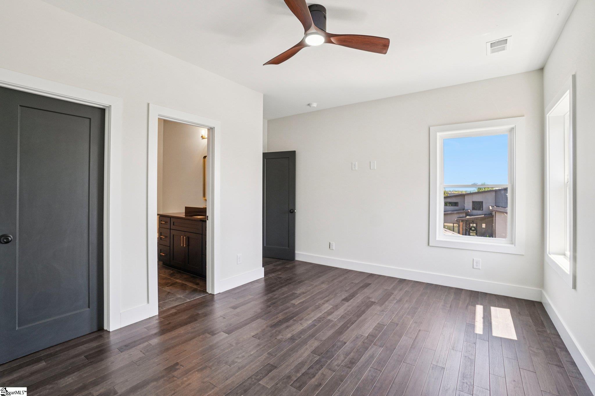 44 Village Crest Drive Greenville, SC 29607