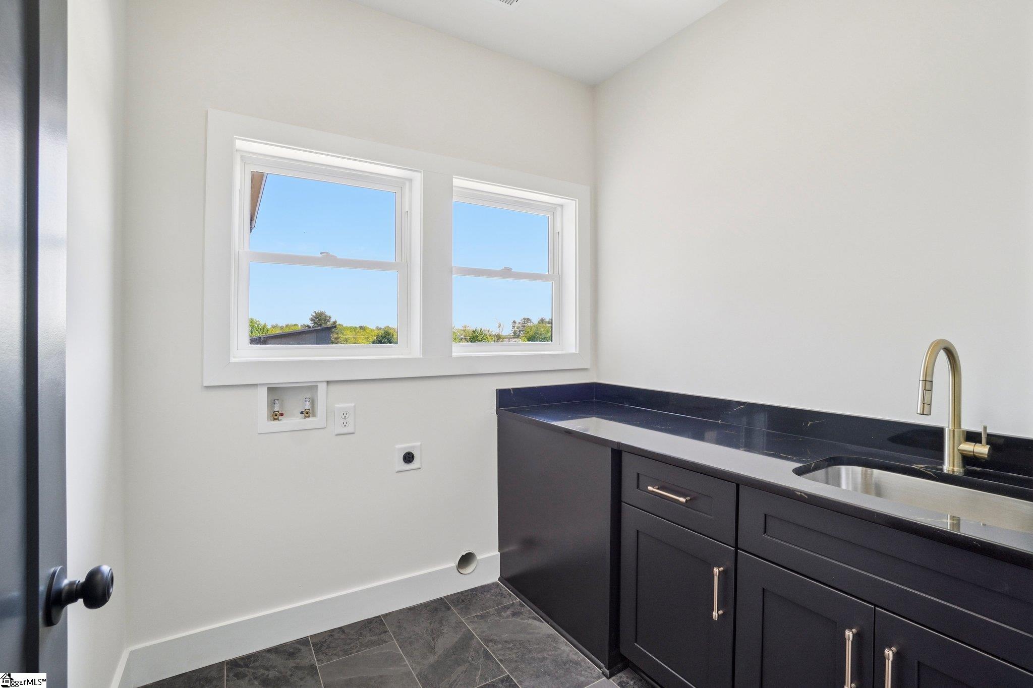 44 Village Crest Drive Greenville, SC 29607