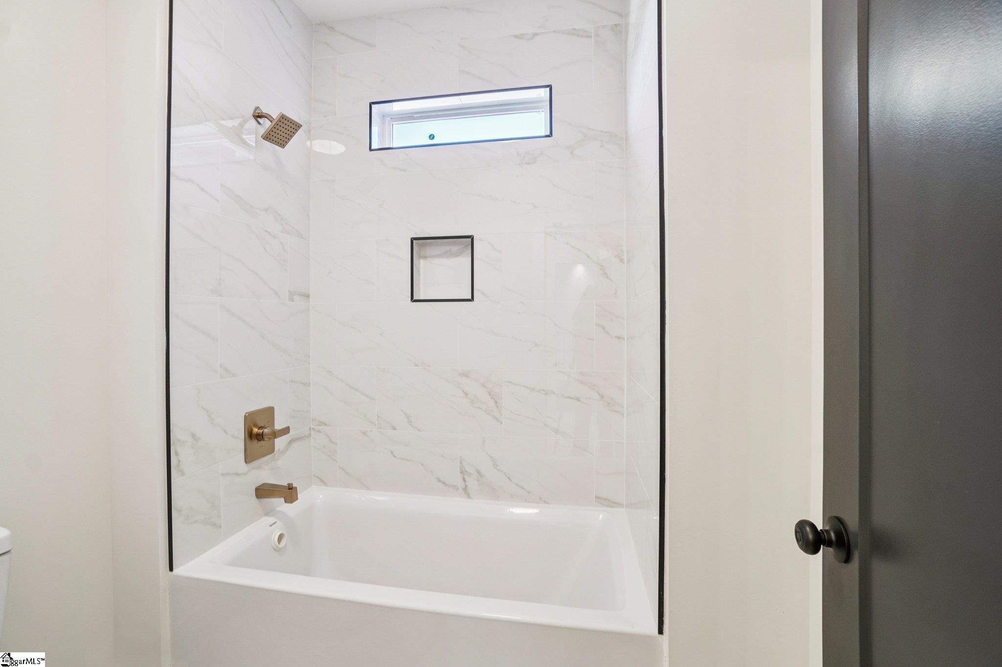 44 Village Crest Drive Greenville, SC 29607