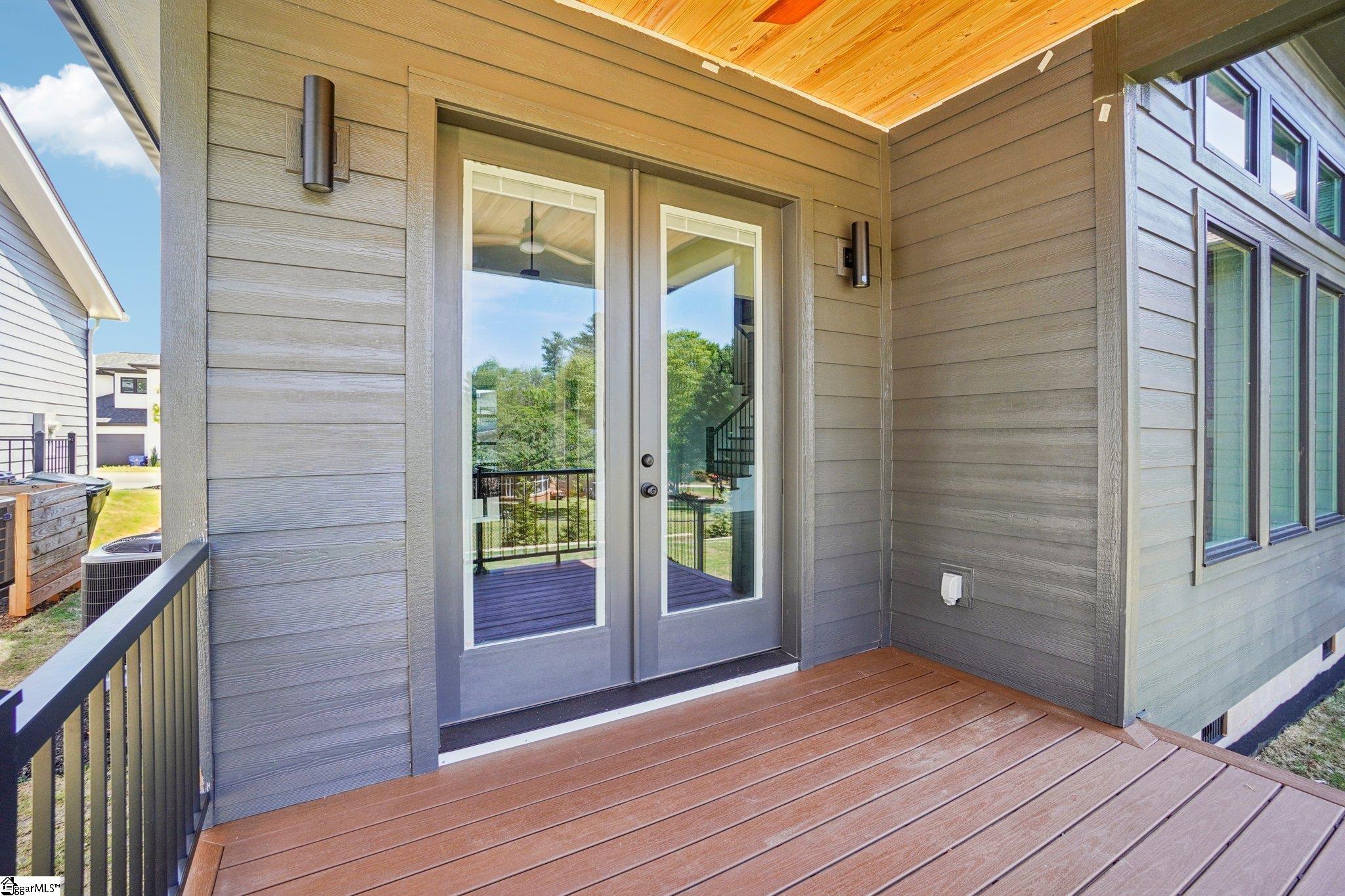 44 Village Crest Drive Greenville, SC 29607