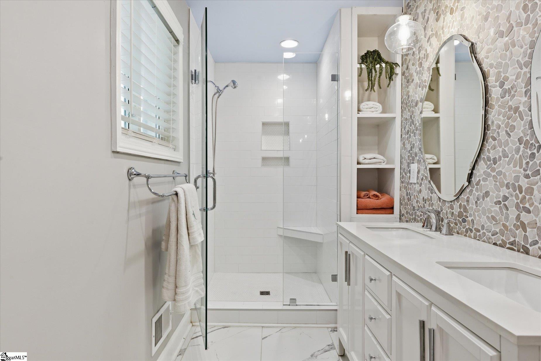 5 Lockwood Avenue, Greenville, SC, 29607