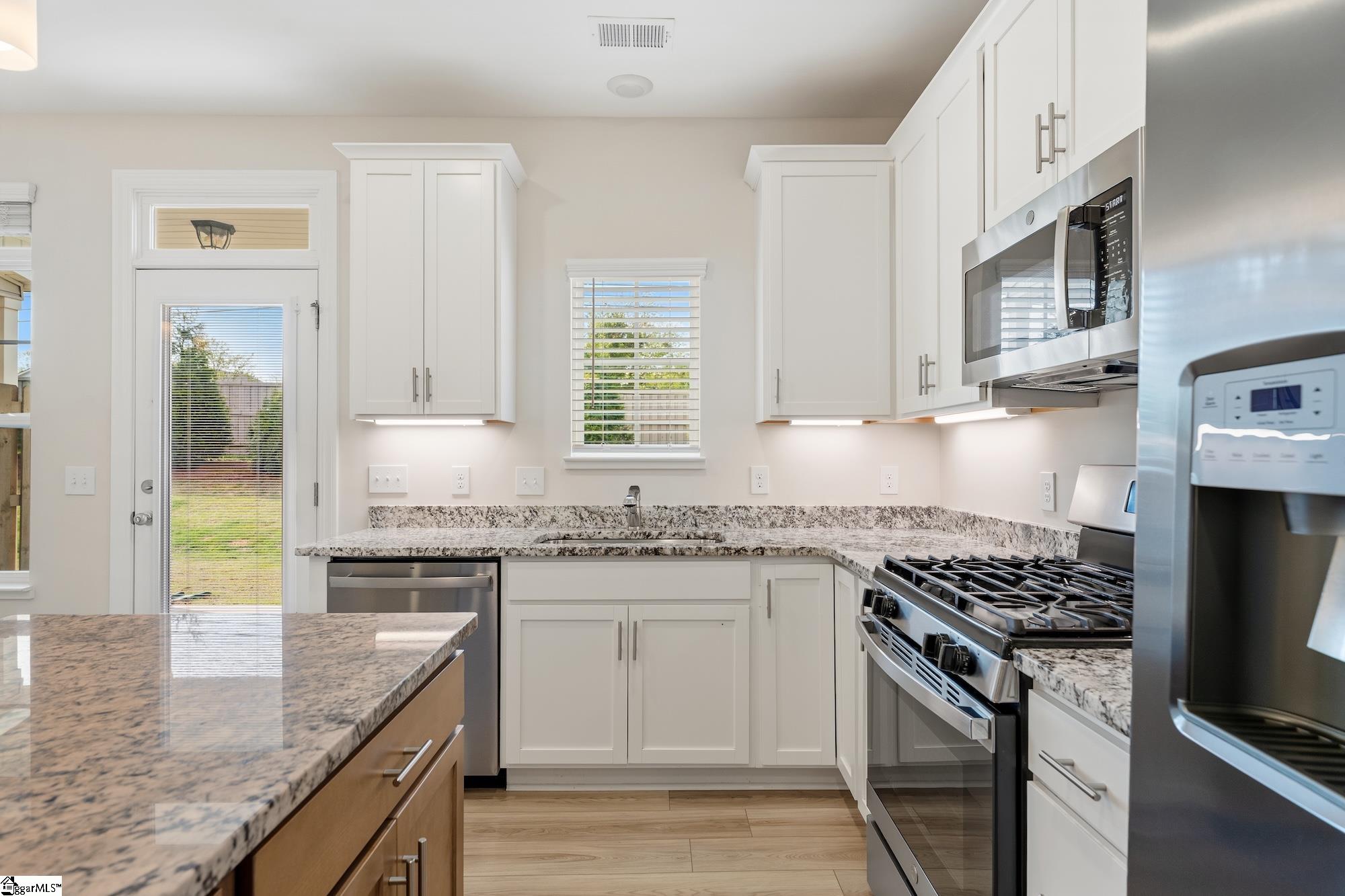 314 Hollenbeck Place Greenville, SC 29607