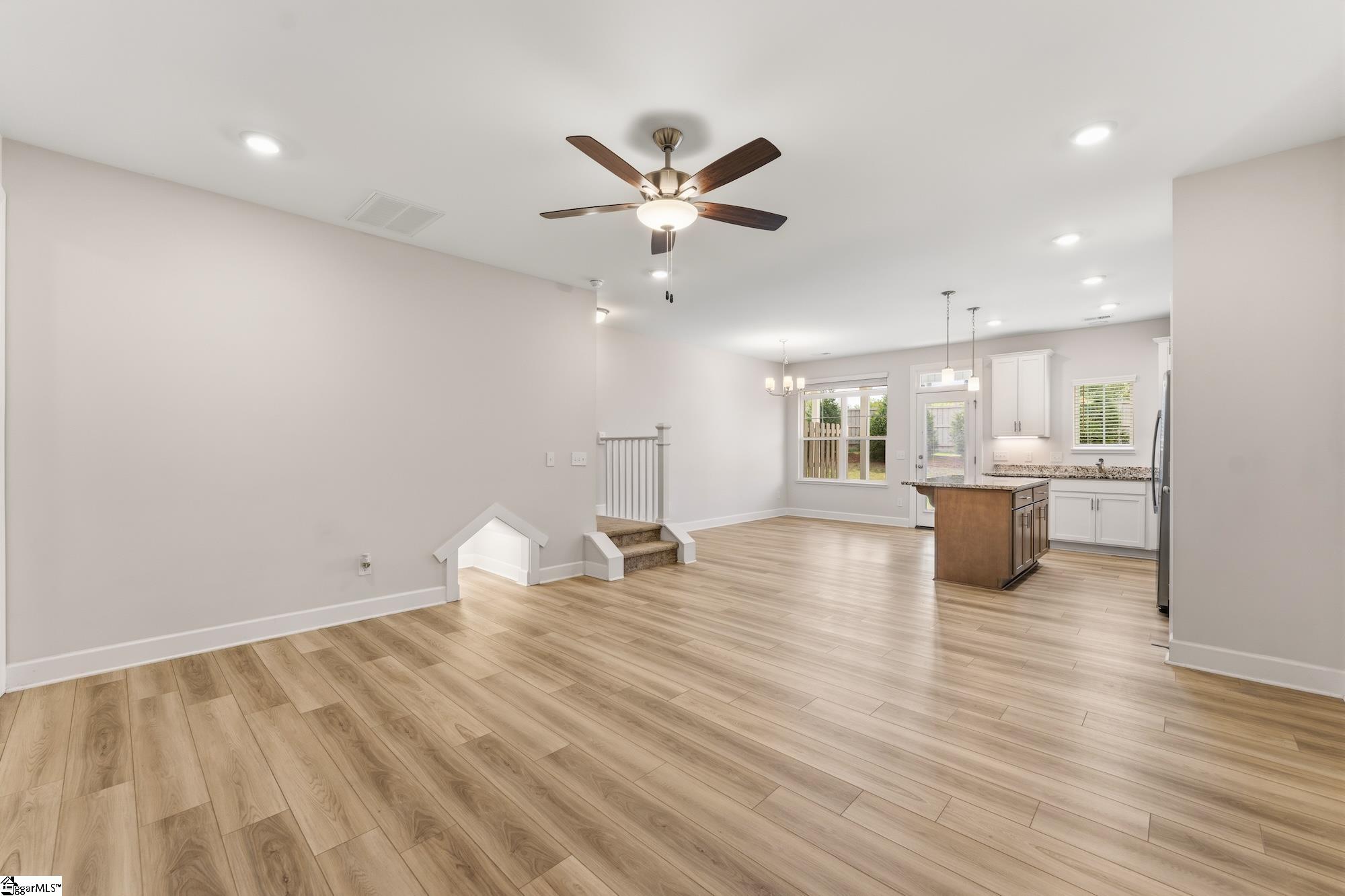 314 Hollenbeck Place Greenville, SC 29607