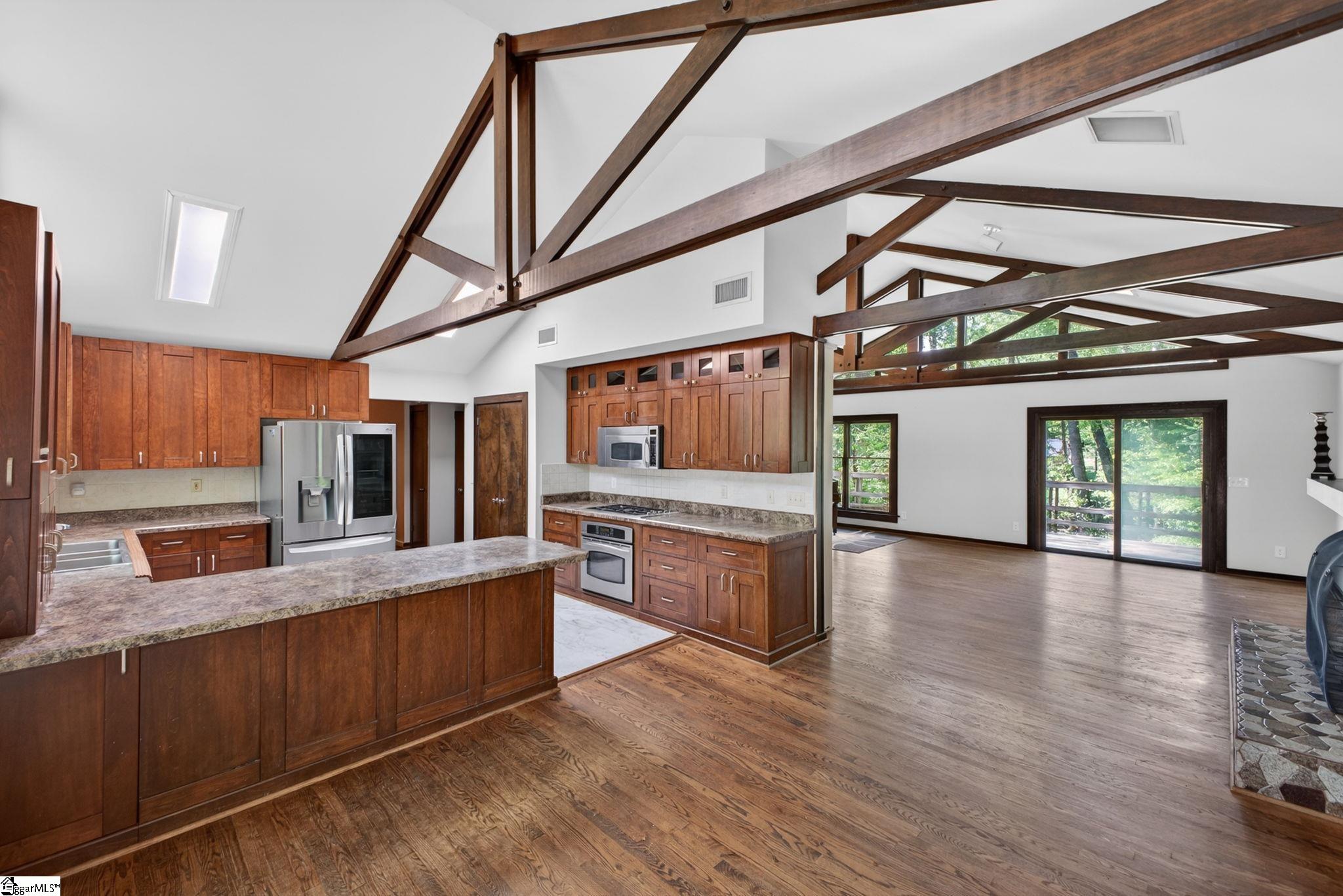 30 Dameron Avenue Greenville, SC 29607