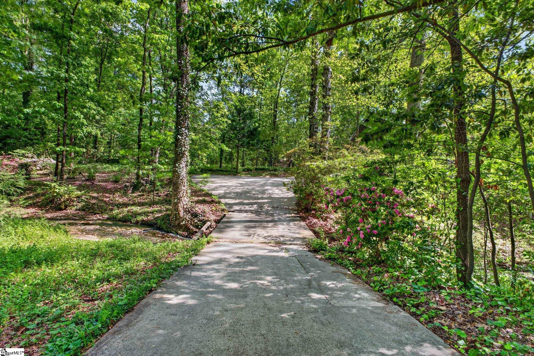 30 Dameron Avenue Greenville, SC 29607