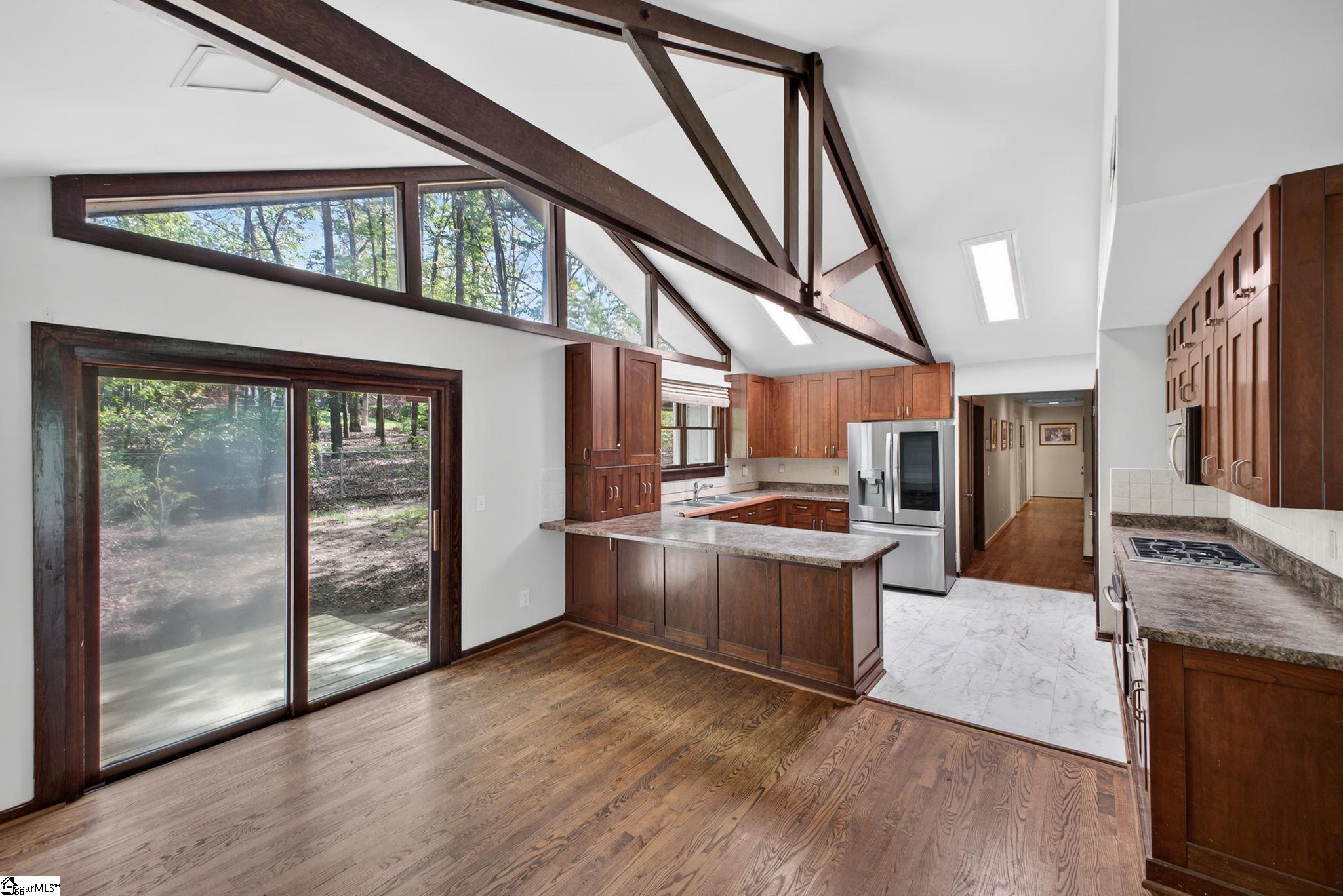 30 Dameron Avenue Greenville, SC 29607