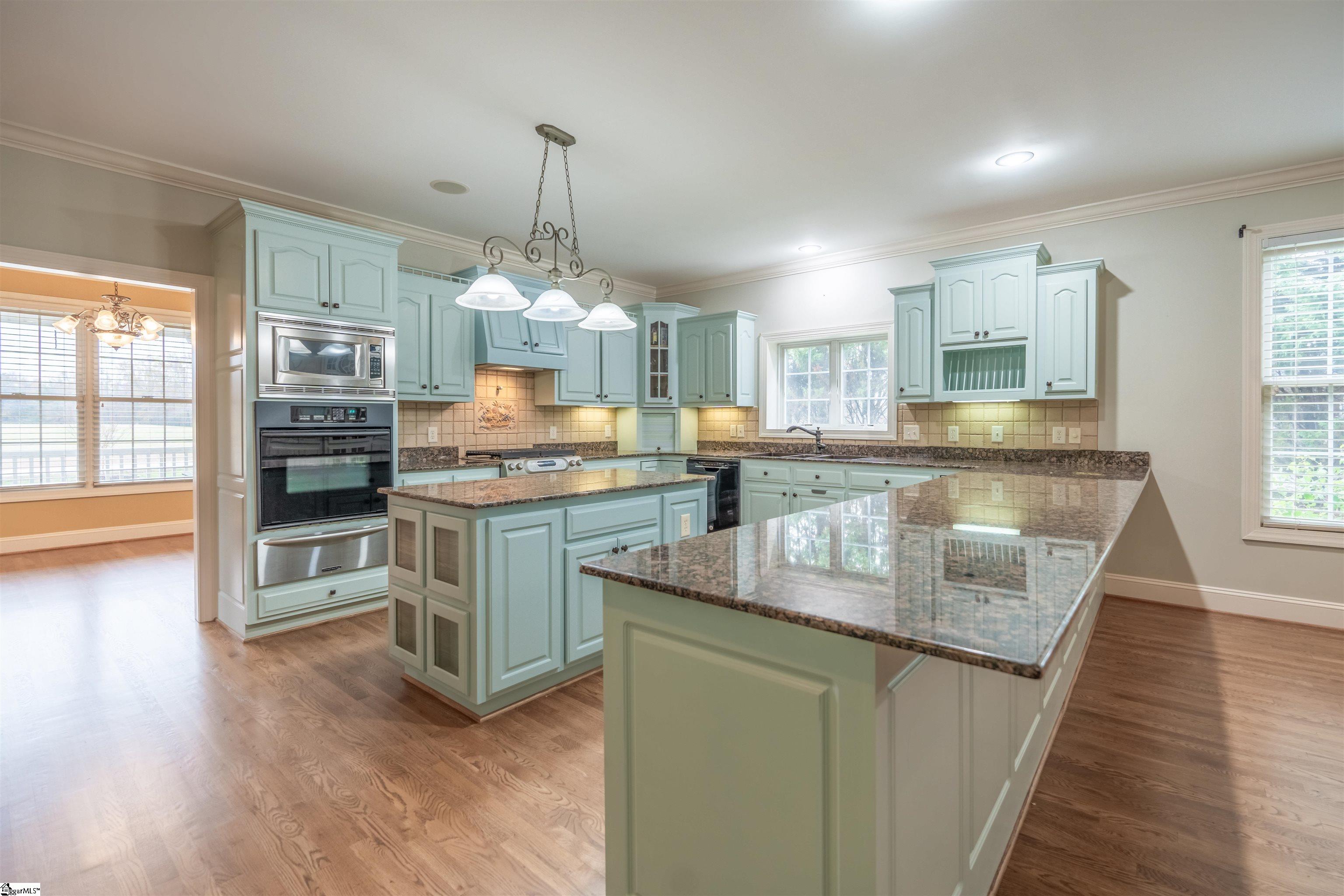 323 Waters Road, Taylors, SC, 29687