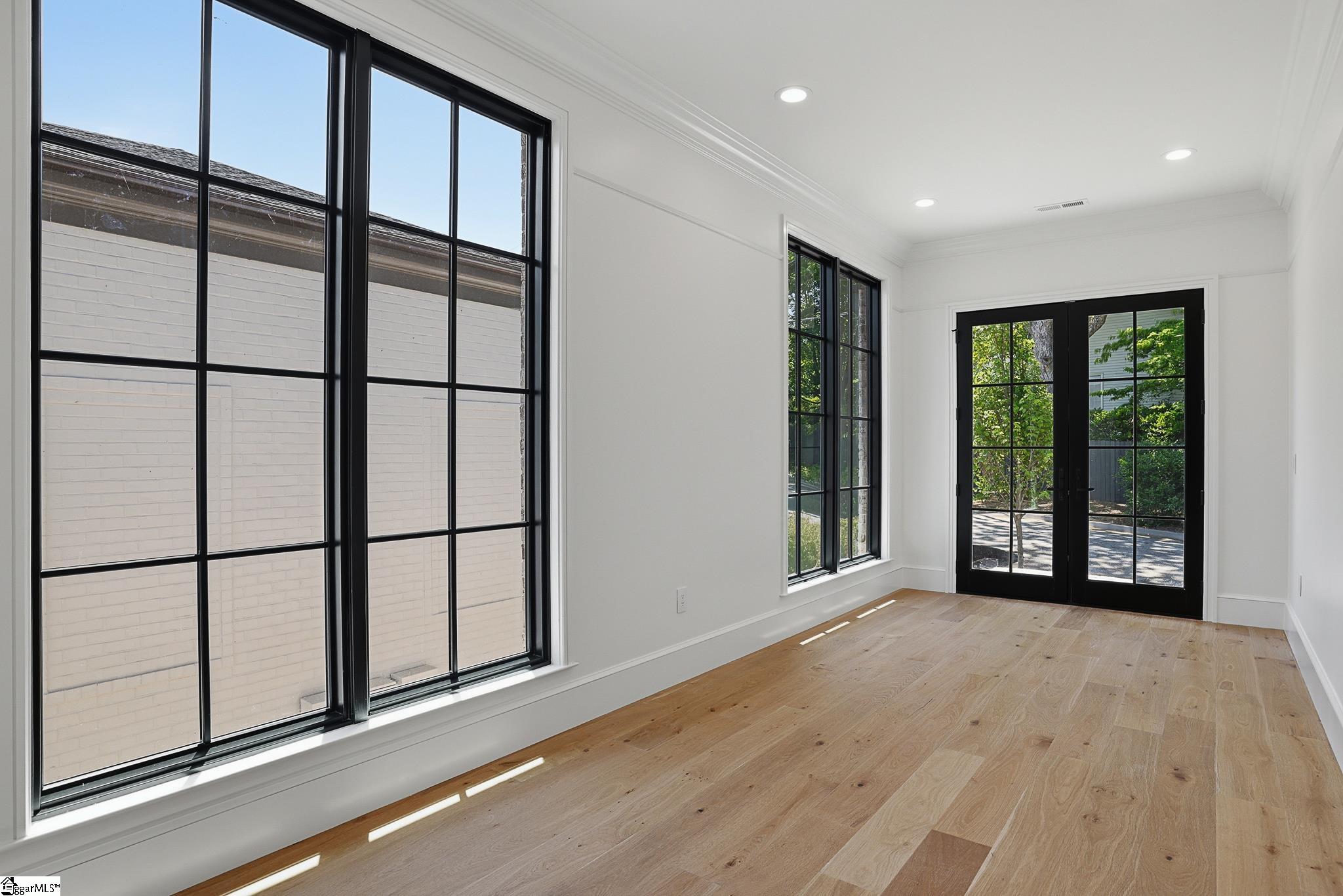 101 Sherwood Street UNIT Unit 200 Greenville, SC 29601