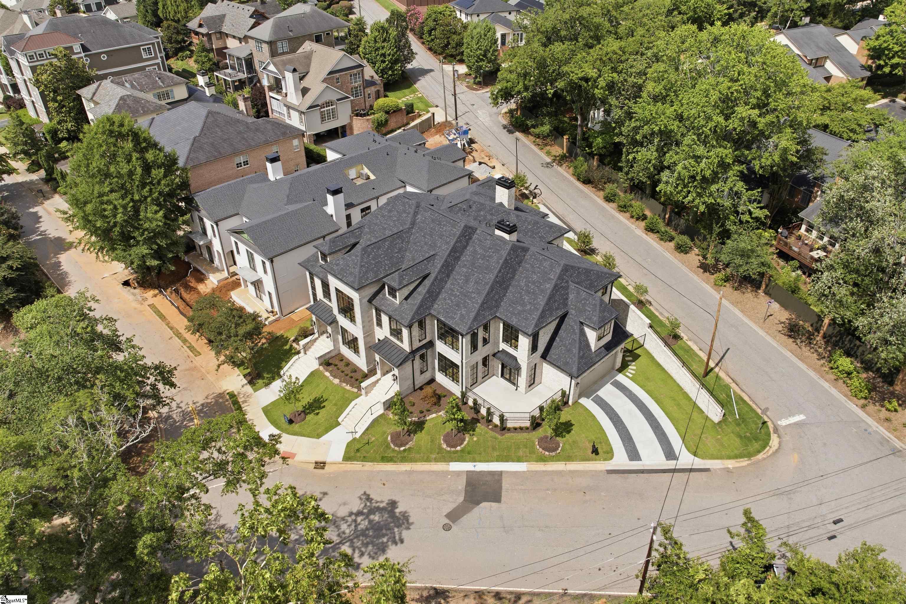 101 Sherwood Street UNIT Unit 200 Greenville, SC 29601