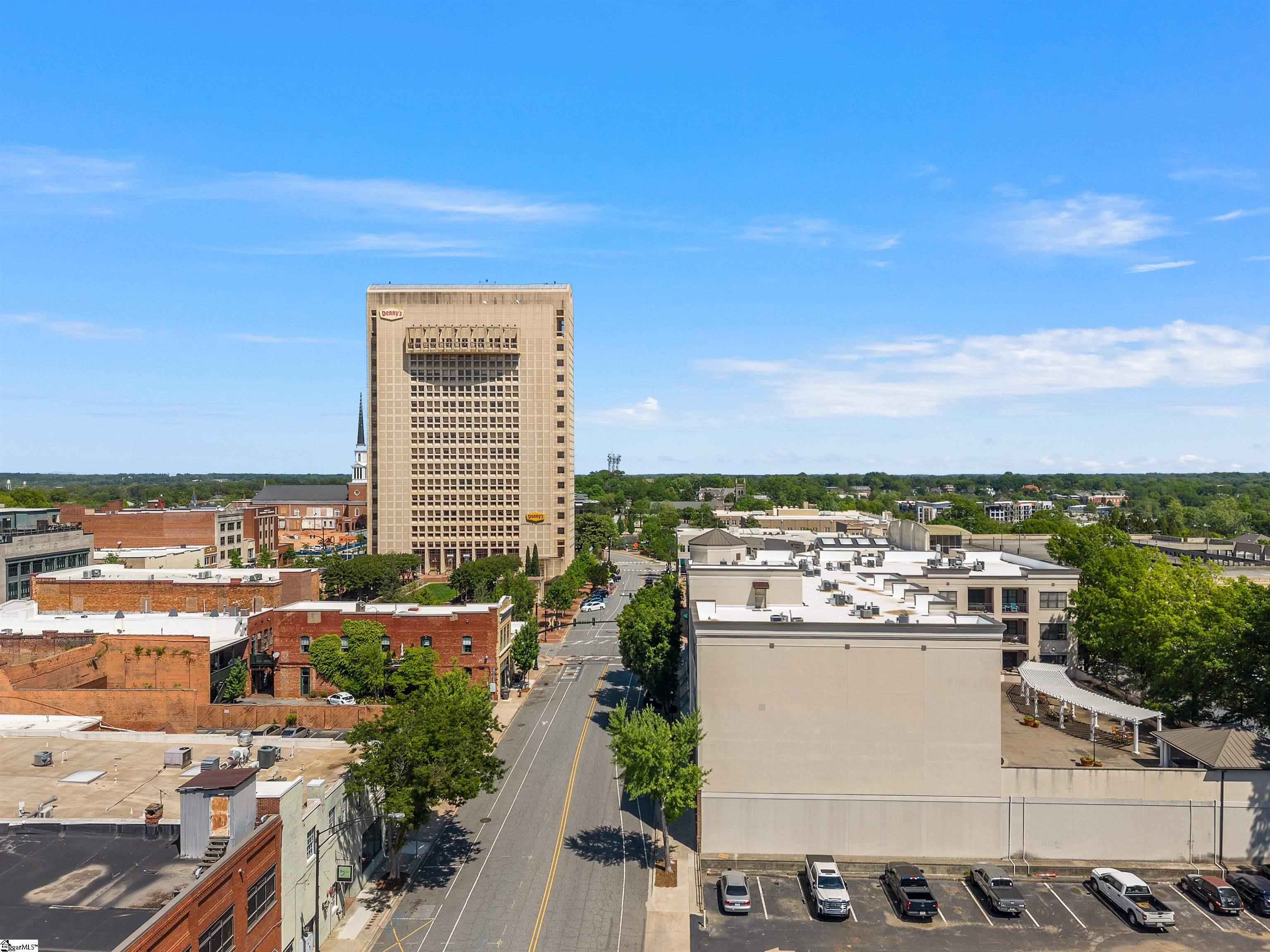 155 E Broad Street UNIT Apt 208 Spartanburg, SC 29306-3284