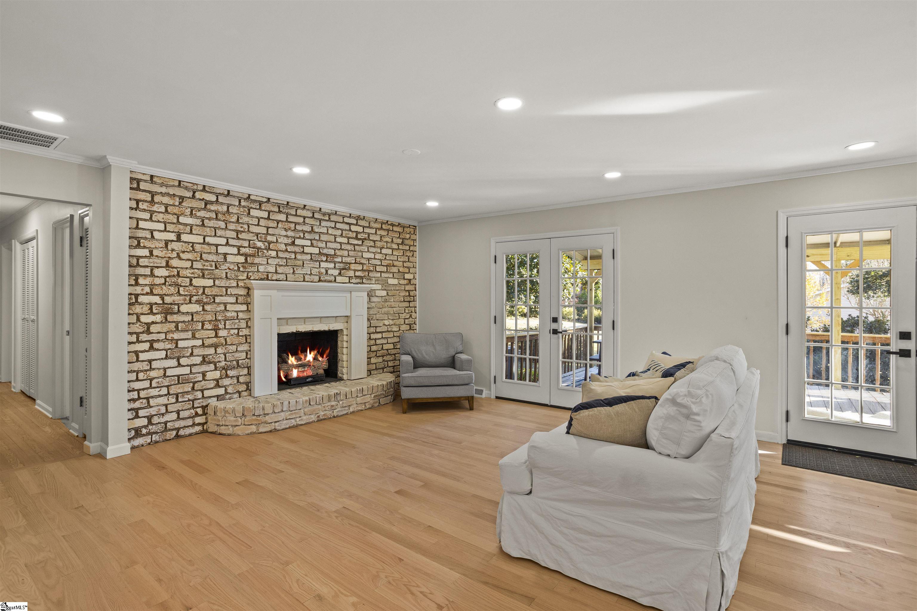 200 Leyswood Drive, Greenville, SC, 29615