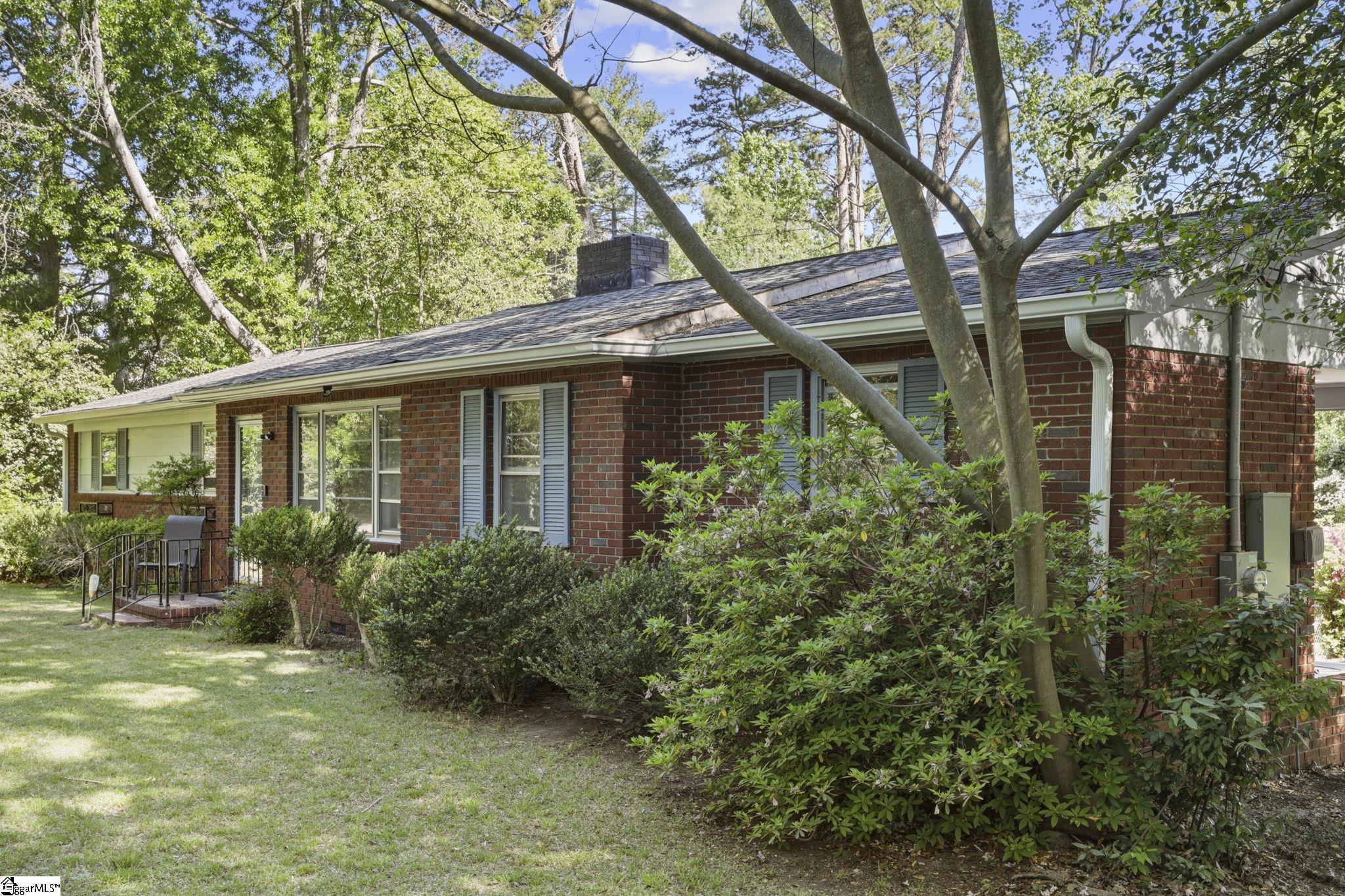 118 Kensington Drive Spartanburg, SC 29306