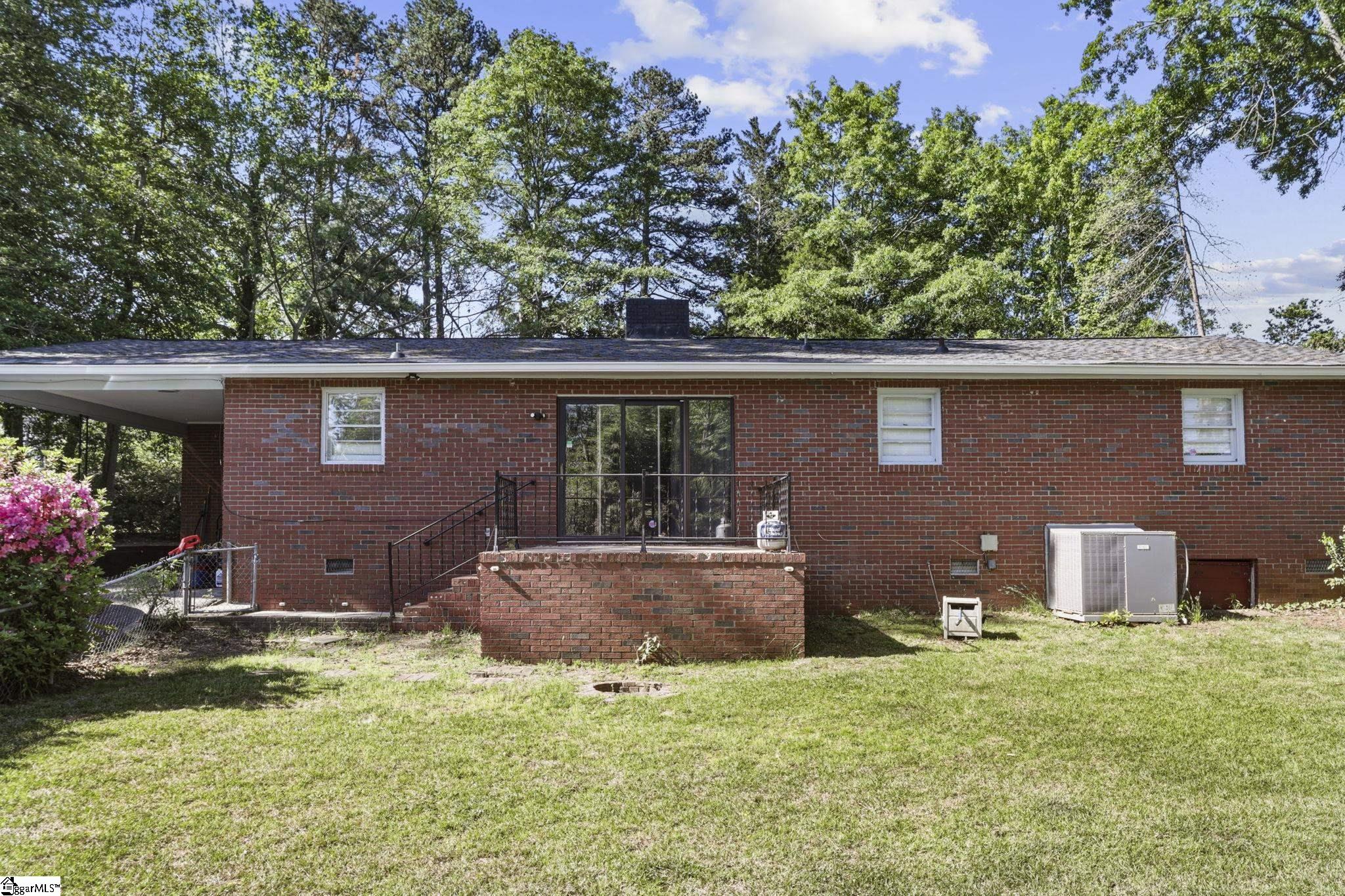 118 Kensington Drive Spartanburg, SC 29306