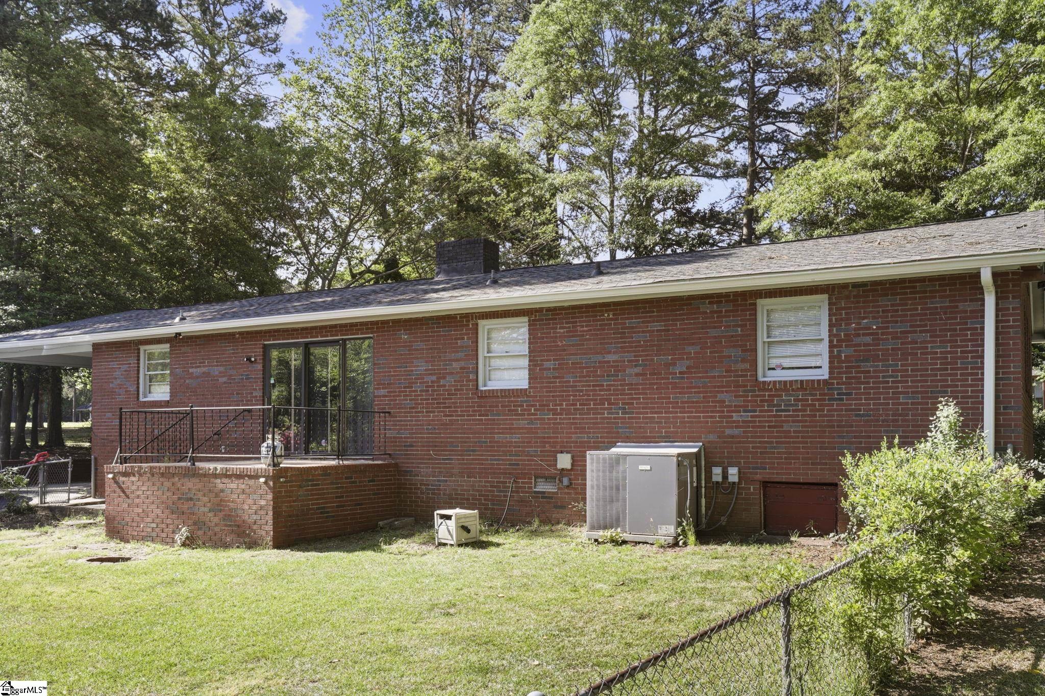 118 Kensington Drive Spartanburg, SC 29306