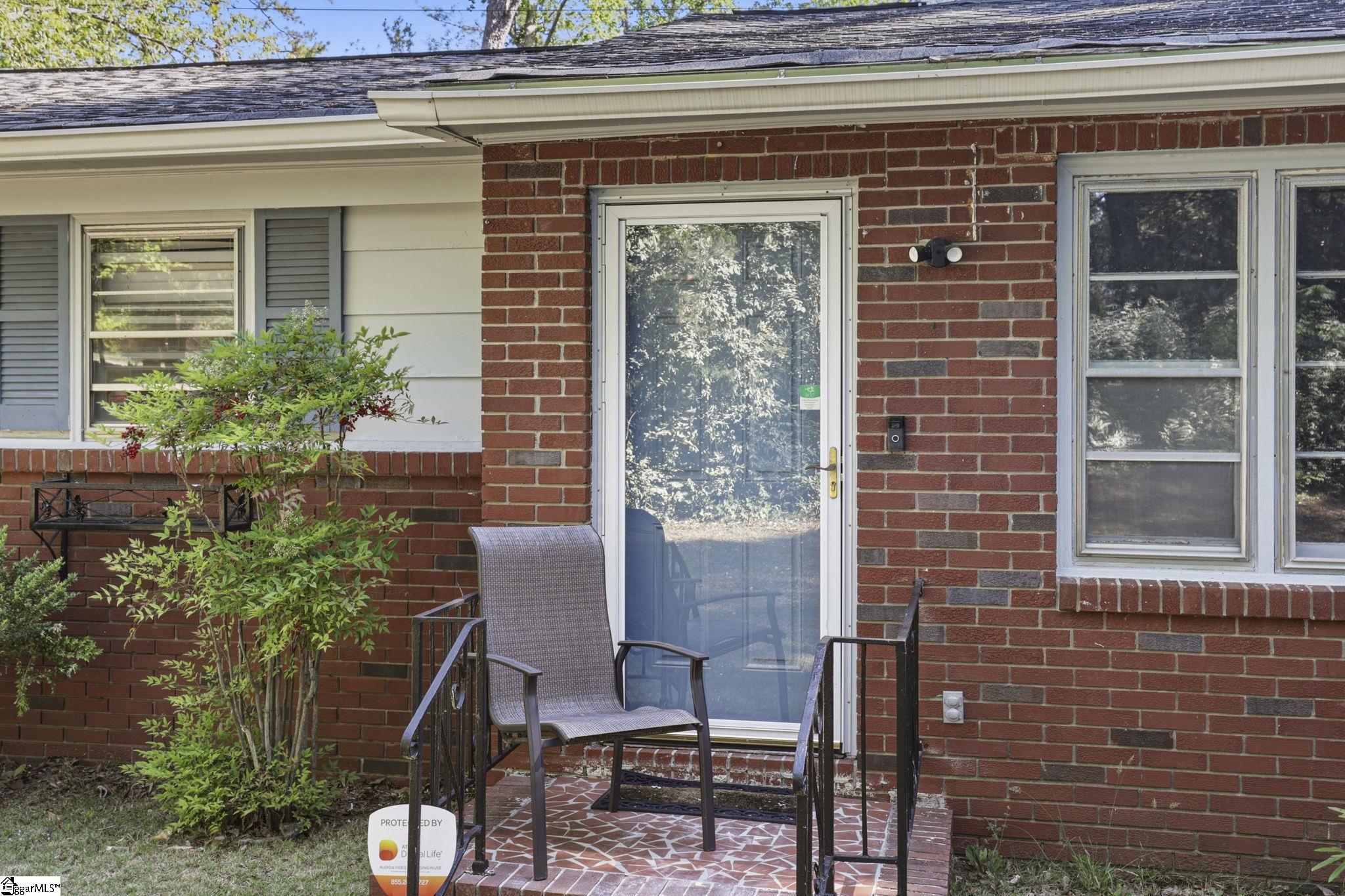 118 Kensington Drive Spartanburg, SC 29306
