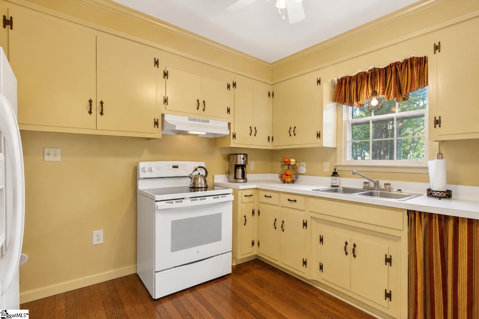 323 Workman Avenue Woodruff, SC 29388