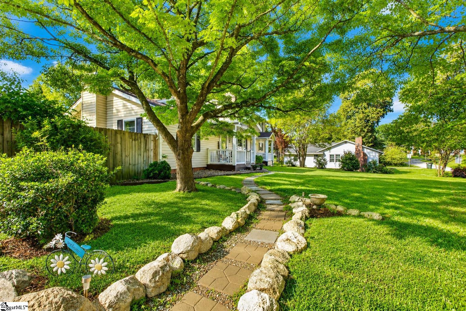 323 Workman Avenue Woodruff, SC 29388