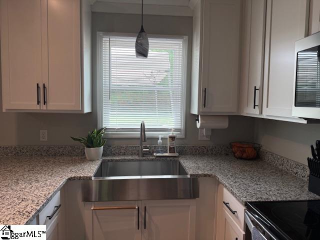 606 E Darby Road Taylors, SC 29687