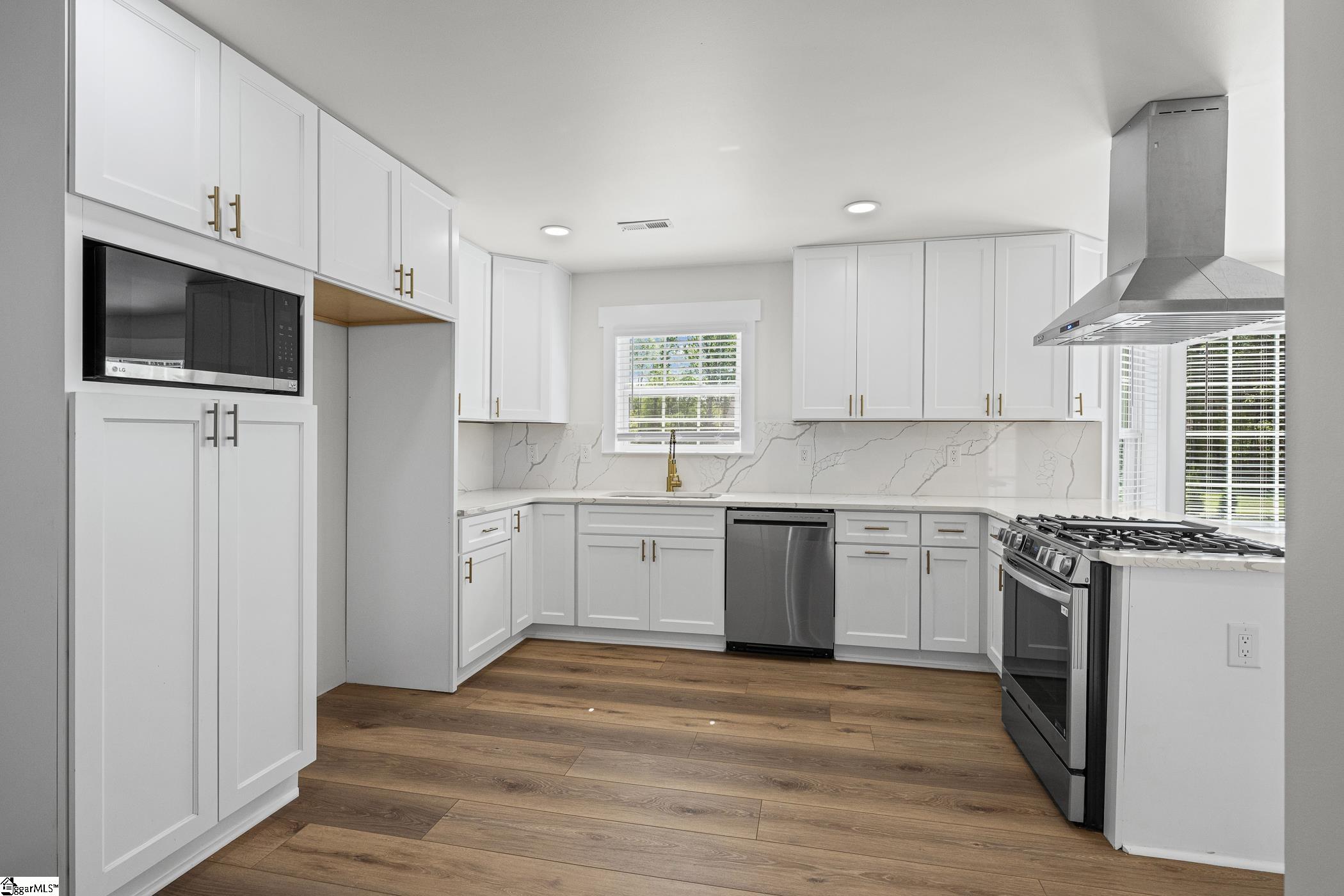 102 Ellison Drive Easley, SC 29642