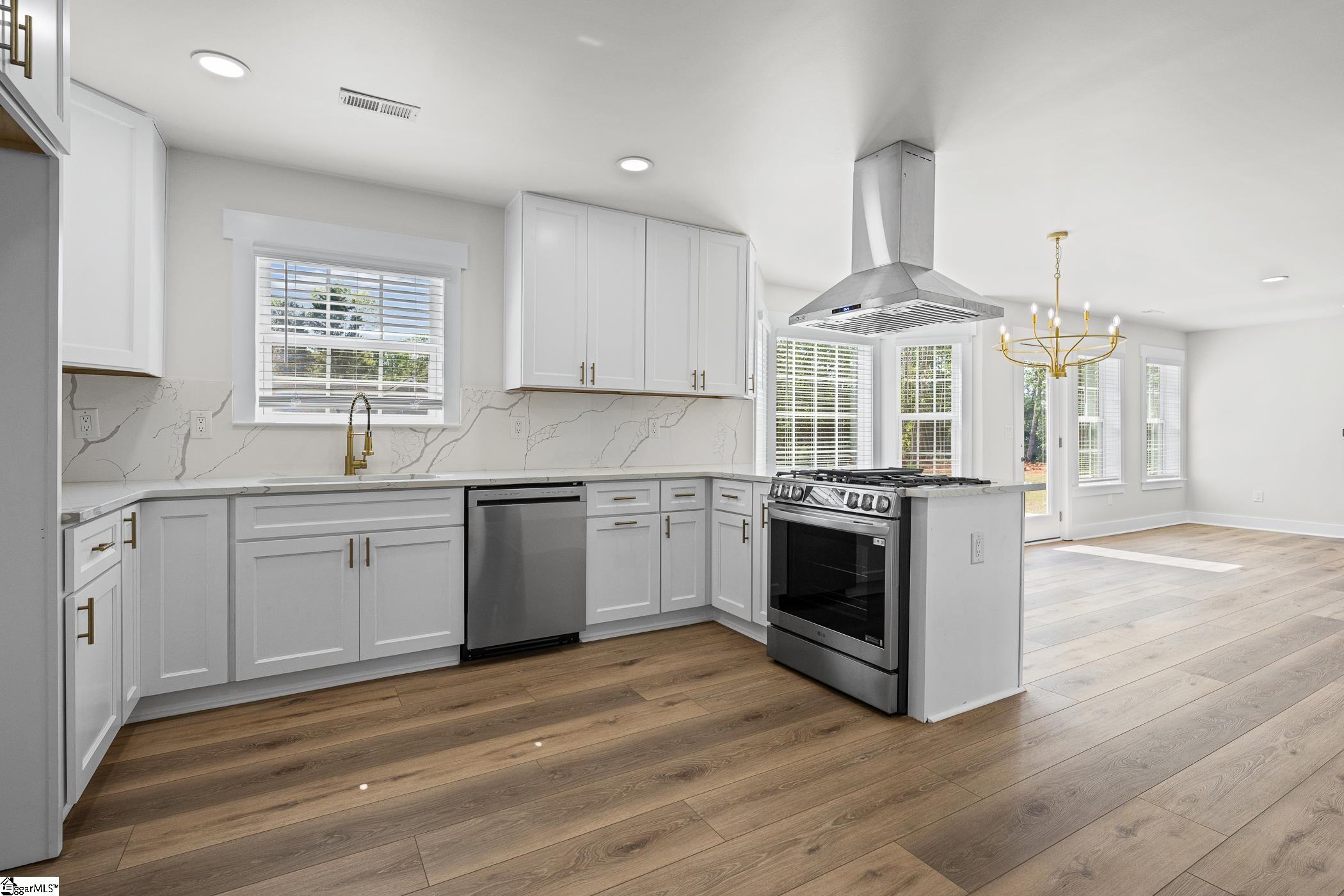 102 Ellison Drive Easley, SC 29642