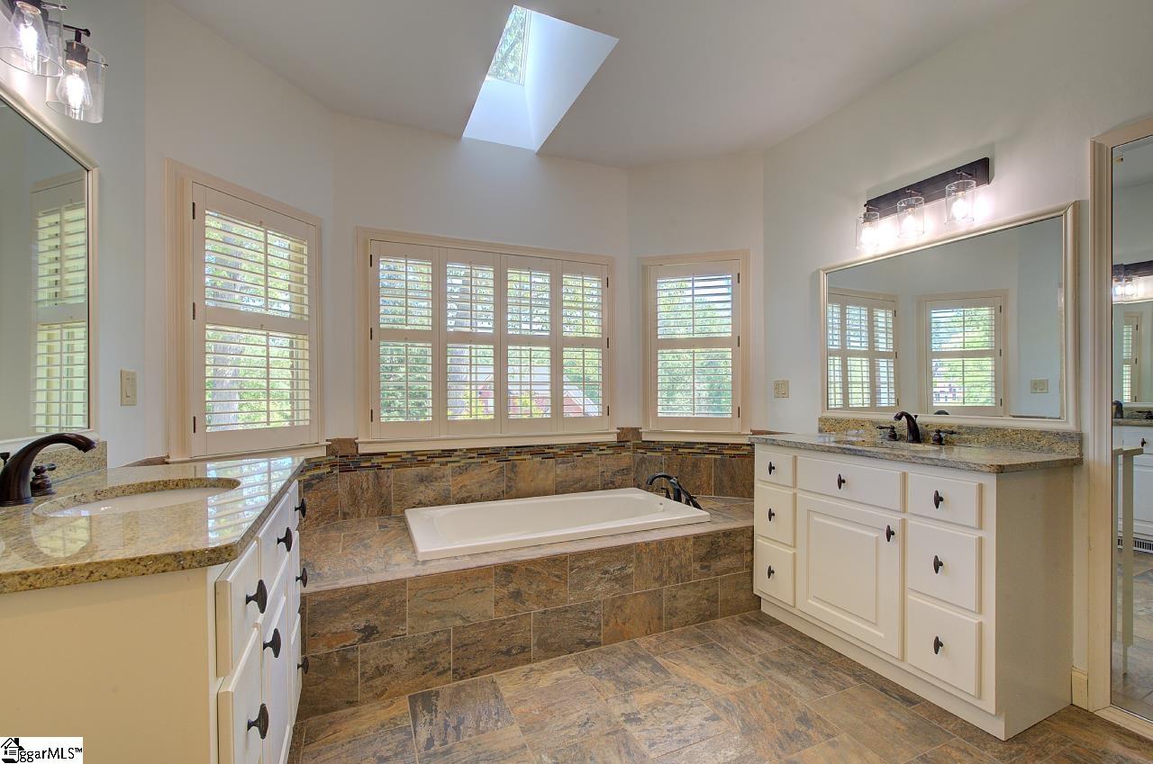 400 Four Lakes Drive, Easley, SC, 29642